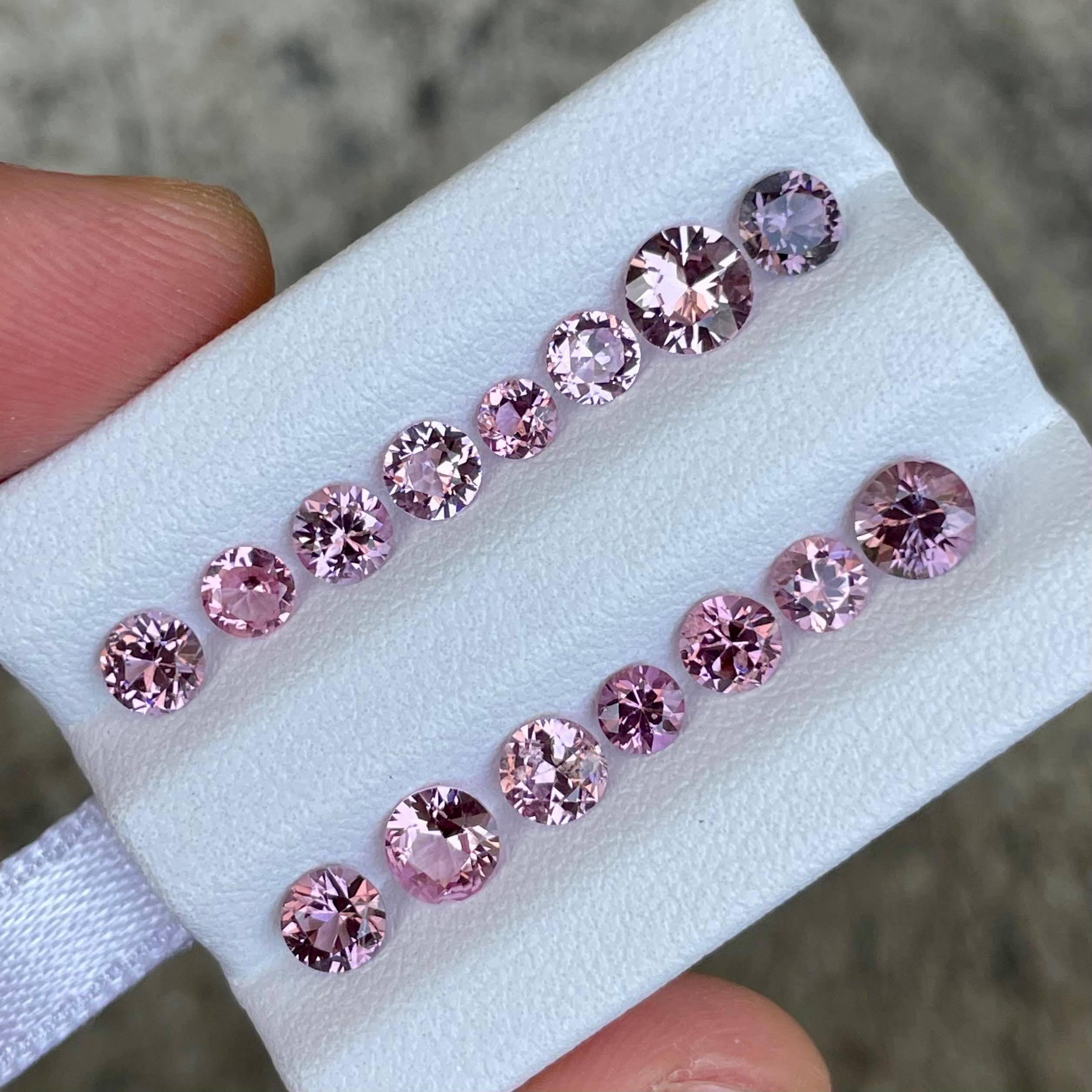 Moderne Lot de 15 pièces en spinelle rose taille ronde de Birmanie, 5,11 carats en vente