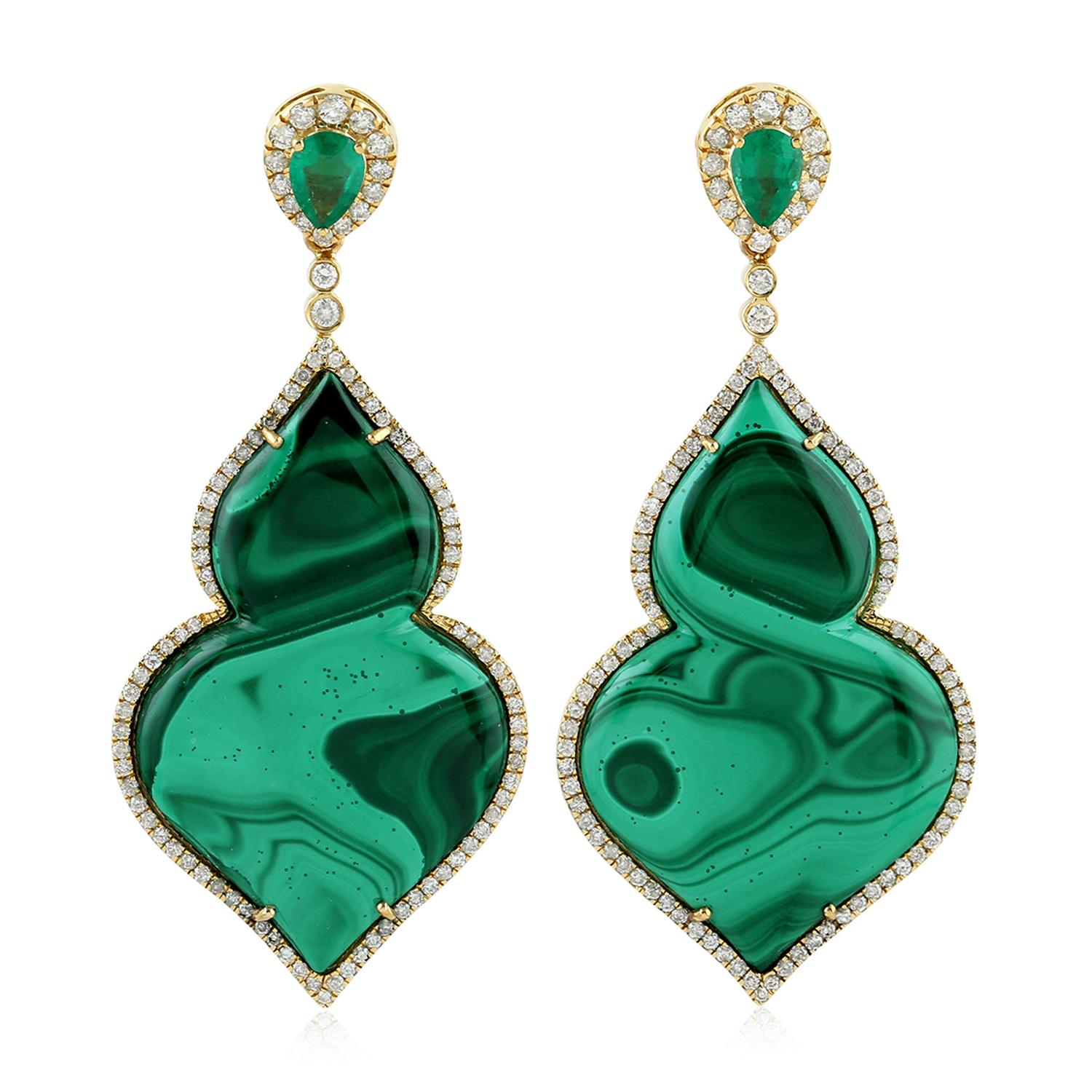 Mixed Cut 51.16 Carat Malachite Emerald Diamond 18 Karat Gold Taj Earrings For Sale