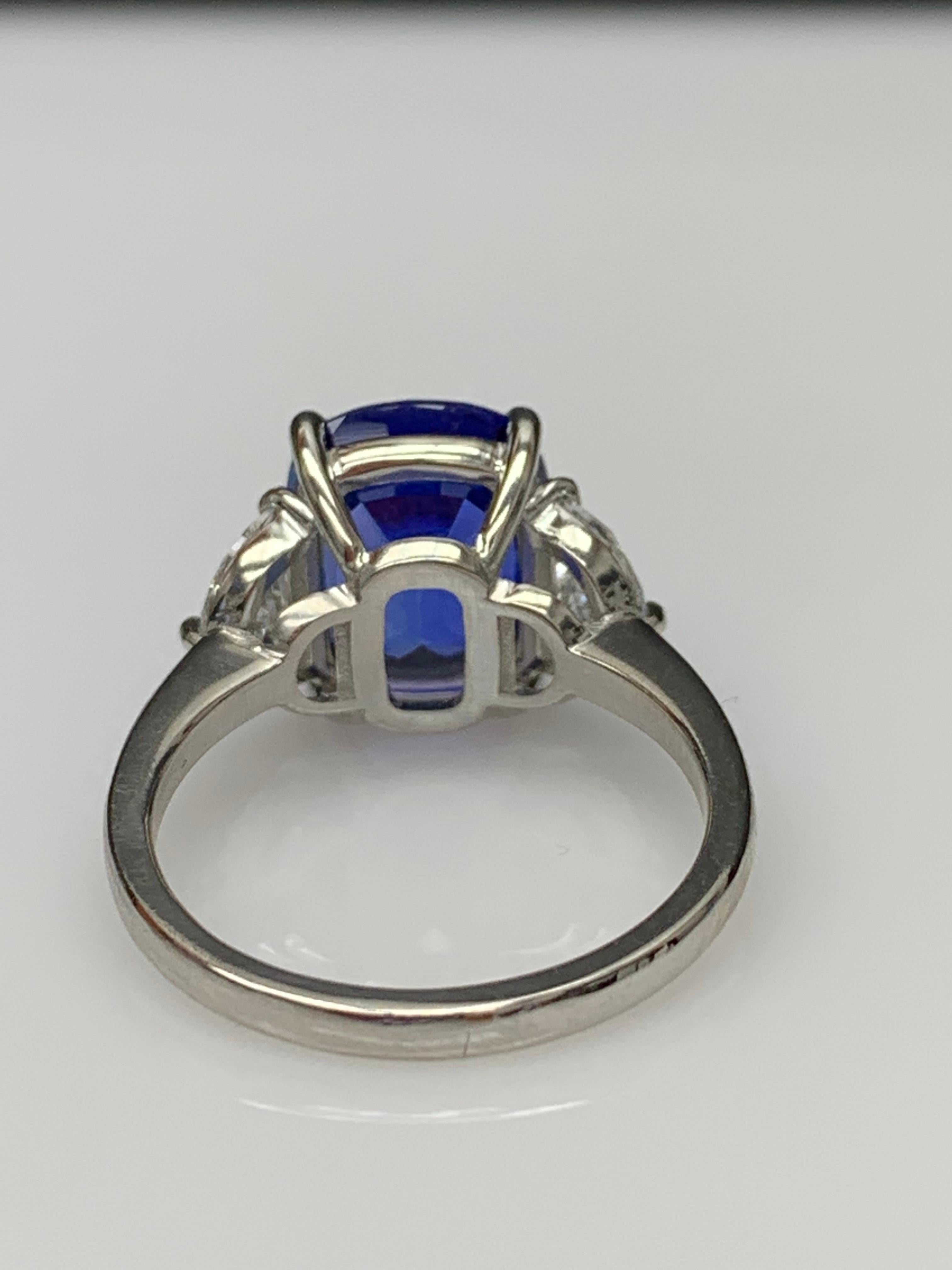 5.12 Carat Cushion Blue Sapphire Diamond Three-Stone Engagement Ring in Platinum In New Condition For Sale In NEW YORK, NY