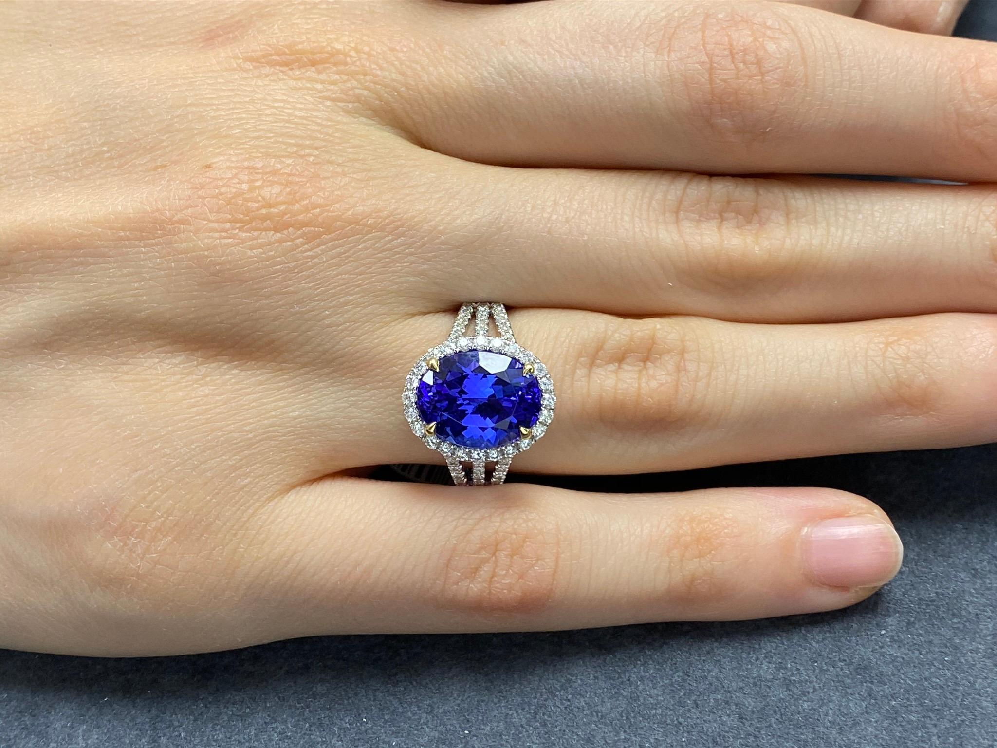 Women's 5.12 Carat Oval Tanzanite and Diamond Cocktail Ring For Sale