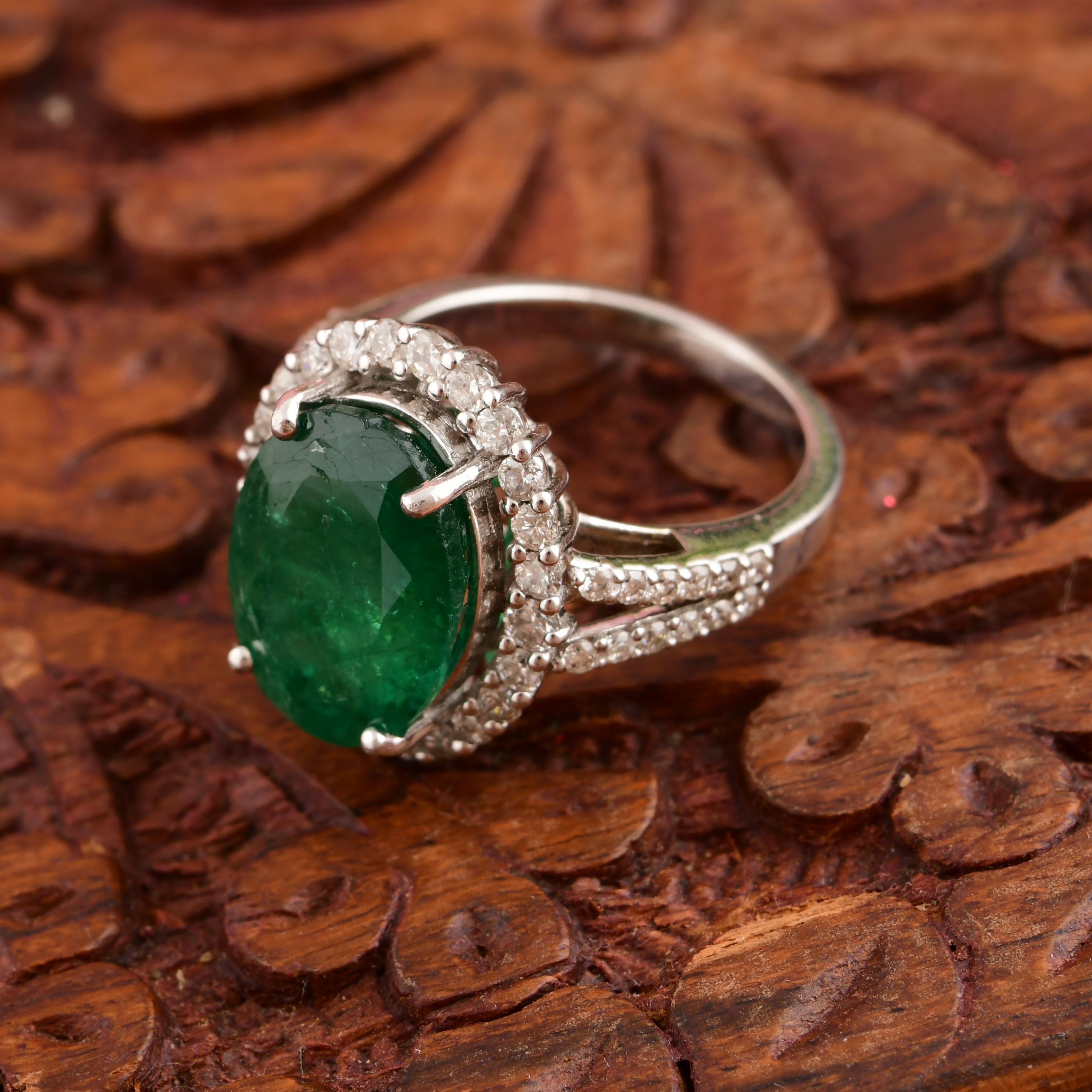 5.12 Carat Oval Zambian Emerald Cocktail Ring 0.9 Ct Diamond 10 Karat White Gold For Sale 7