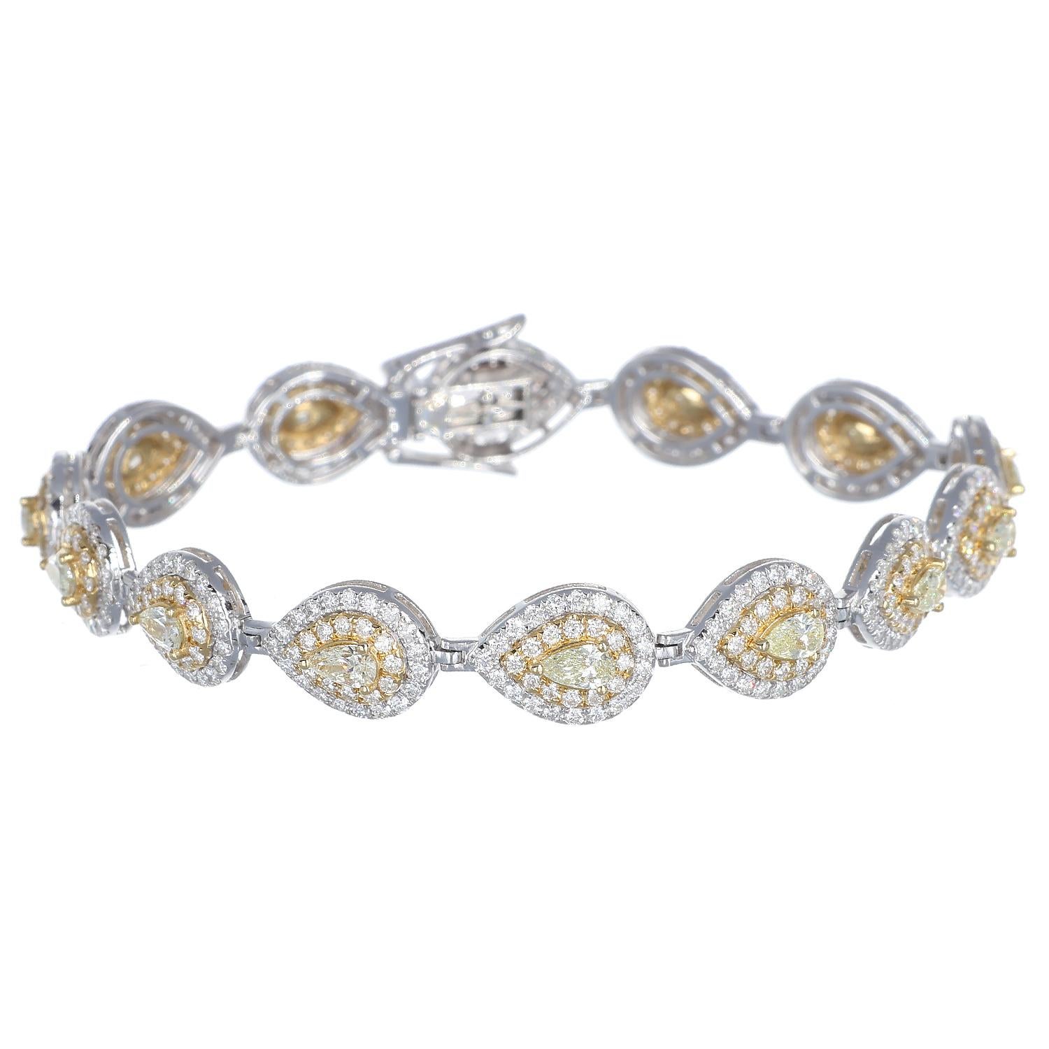 Wrapped in an aura of luxury and opulence, this bracelet epitomizes the essence of fine jewelry craftsmanship. A tribute to timeless elegance, its diamonds dance in the light, capturing gazes and promising to be not just an adornment but a legacy.