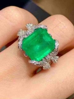 5.12CT Natural Emerald Ring 18K White Gold with 0.88CT Pavé Diamond Setting