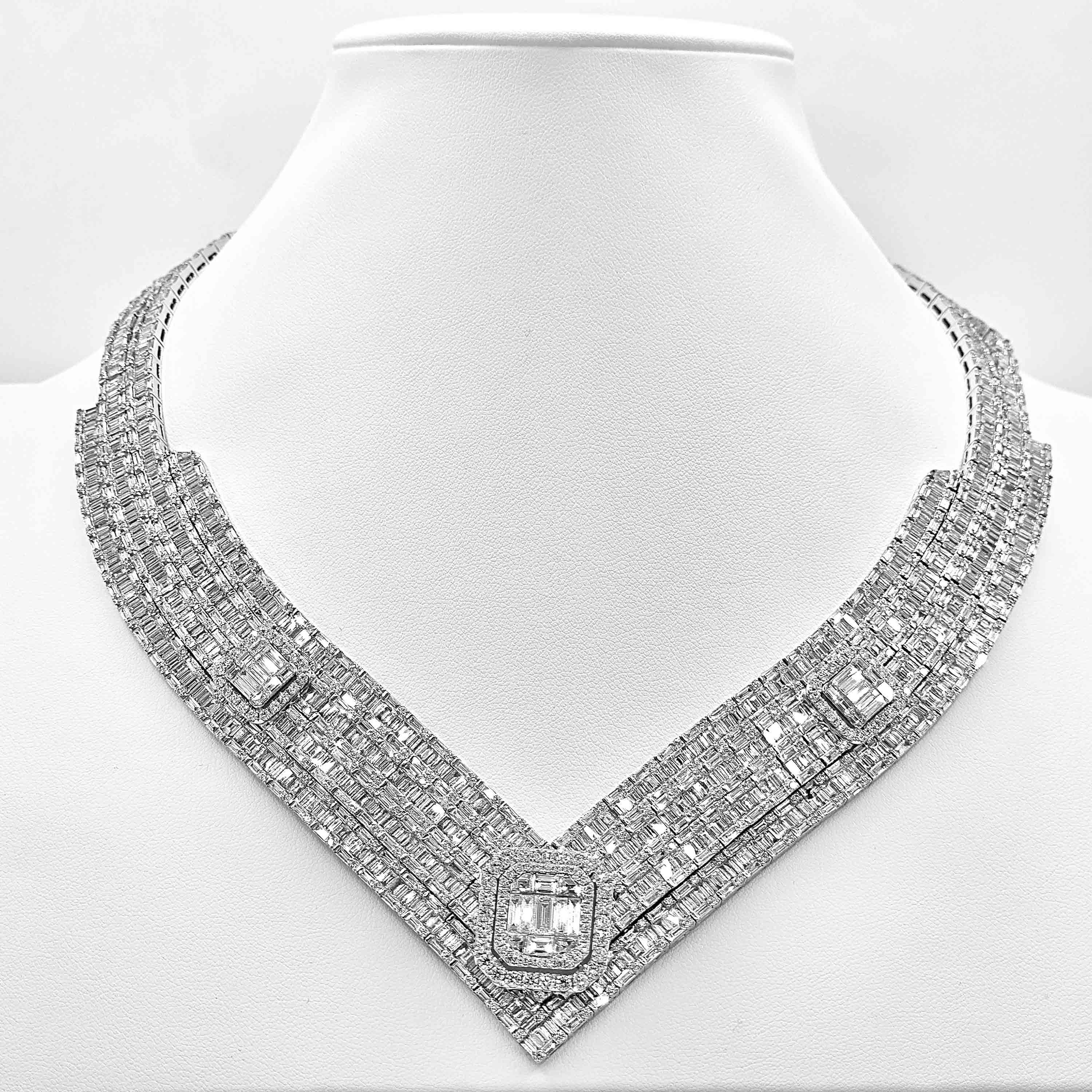 51.32 Carat Diamond White Gold Necklace im Angebot 1