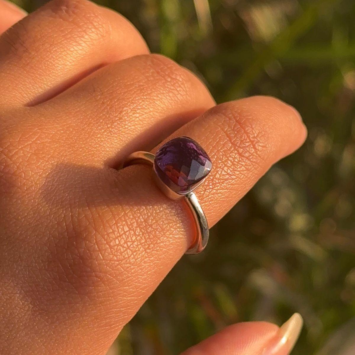 For Sale:  5.14 carat Cushion Cut Natural Amethyst Gemstone Ring in 925 Silver for Mom Gift 5