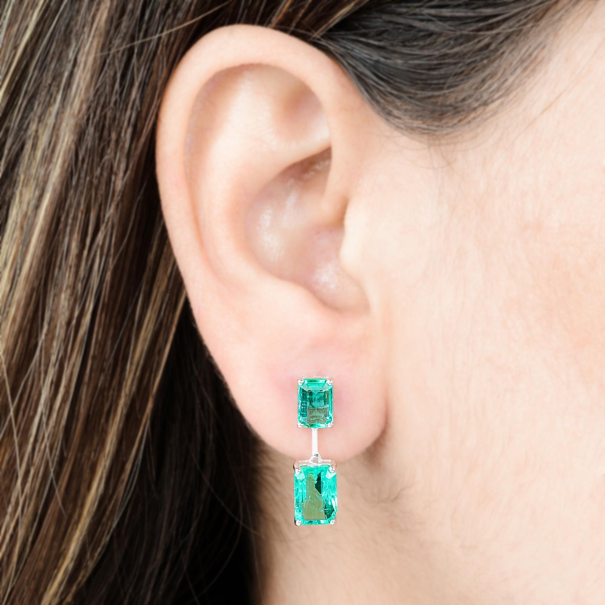 Taille octogone 5.60 Carat Octagon Natural Emerald Stud Earrings Solid 18k White Gold Jewelry en vente