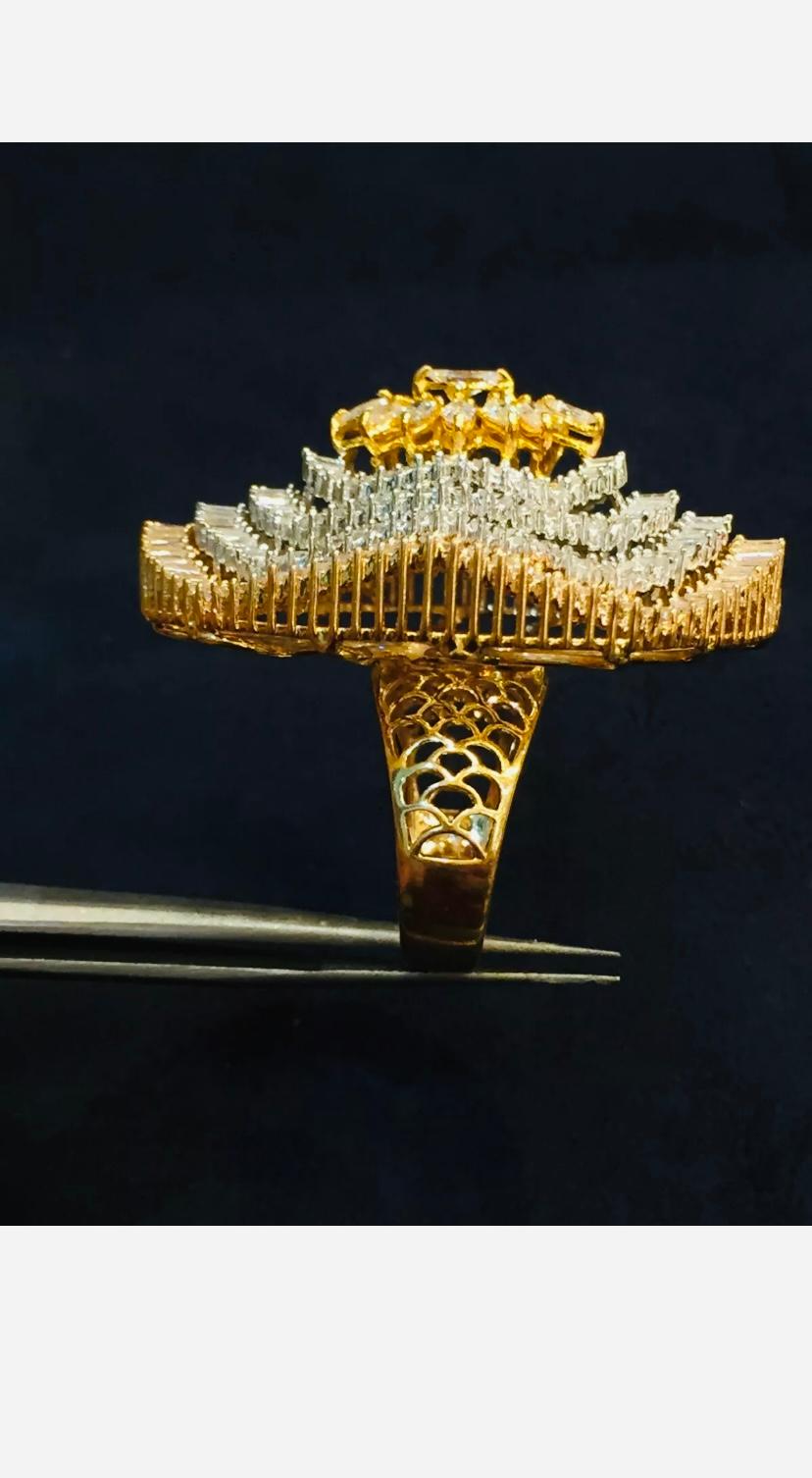De las mujeres 5.14 Quilates Diamantes Naturales Anillo Cóctel Oro en venta