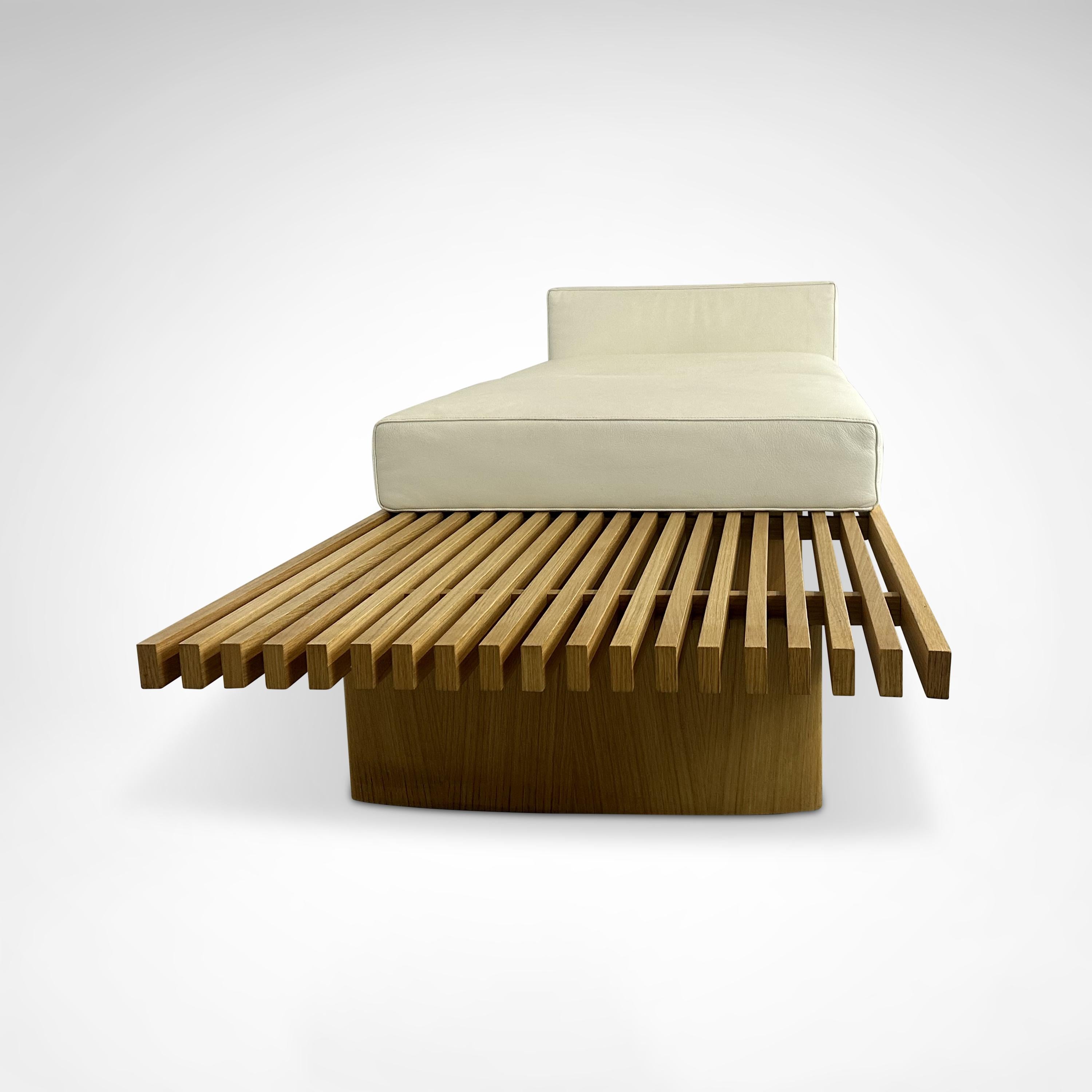 514 Banco de asiento Refolo Tokyo de Charlotte Perriand para Cassina Años 2000 en Bueno Estado en Sas van Gent, NL