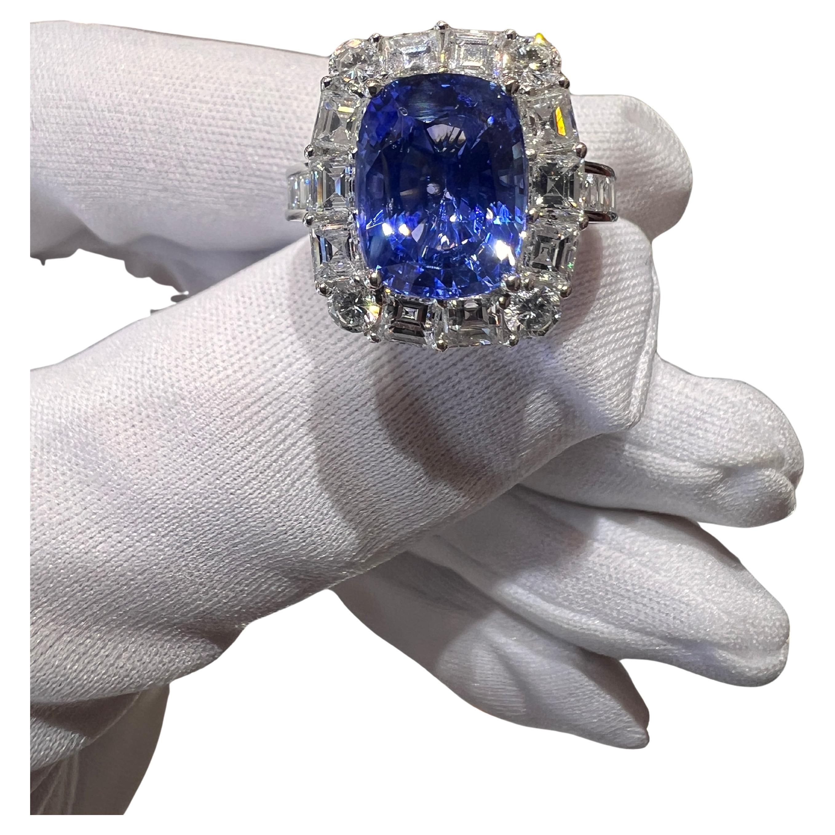 5,14ct Länglicher Ceylon Saphir mit Kissenschliff Asscher Schliff Weißer Diamant Halo Ring im Angebot