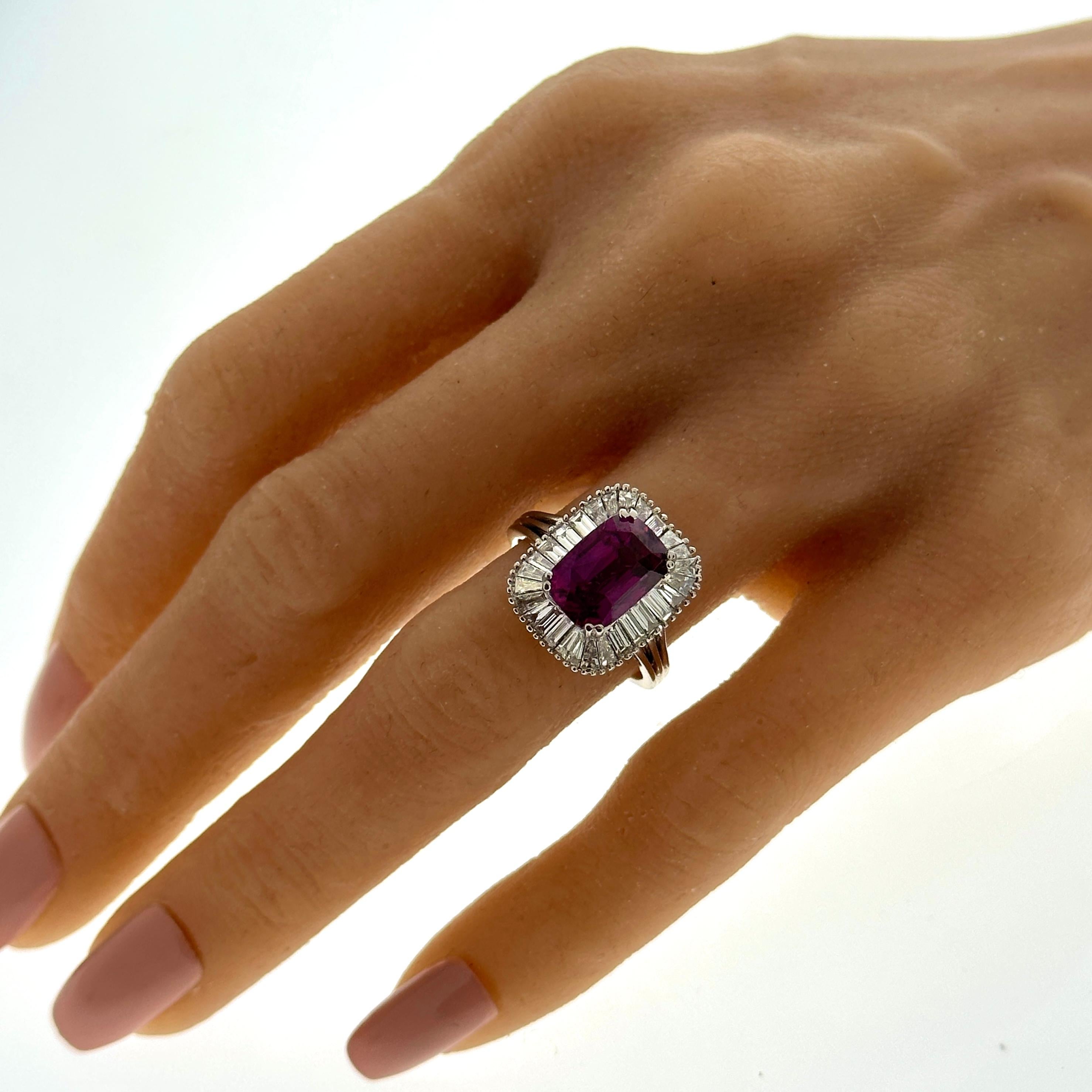 Contemporary 5.14ctw Ruby and 2.10ctw Diamond Ring in 18K White Gold For Sale
