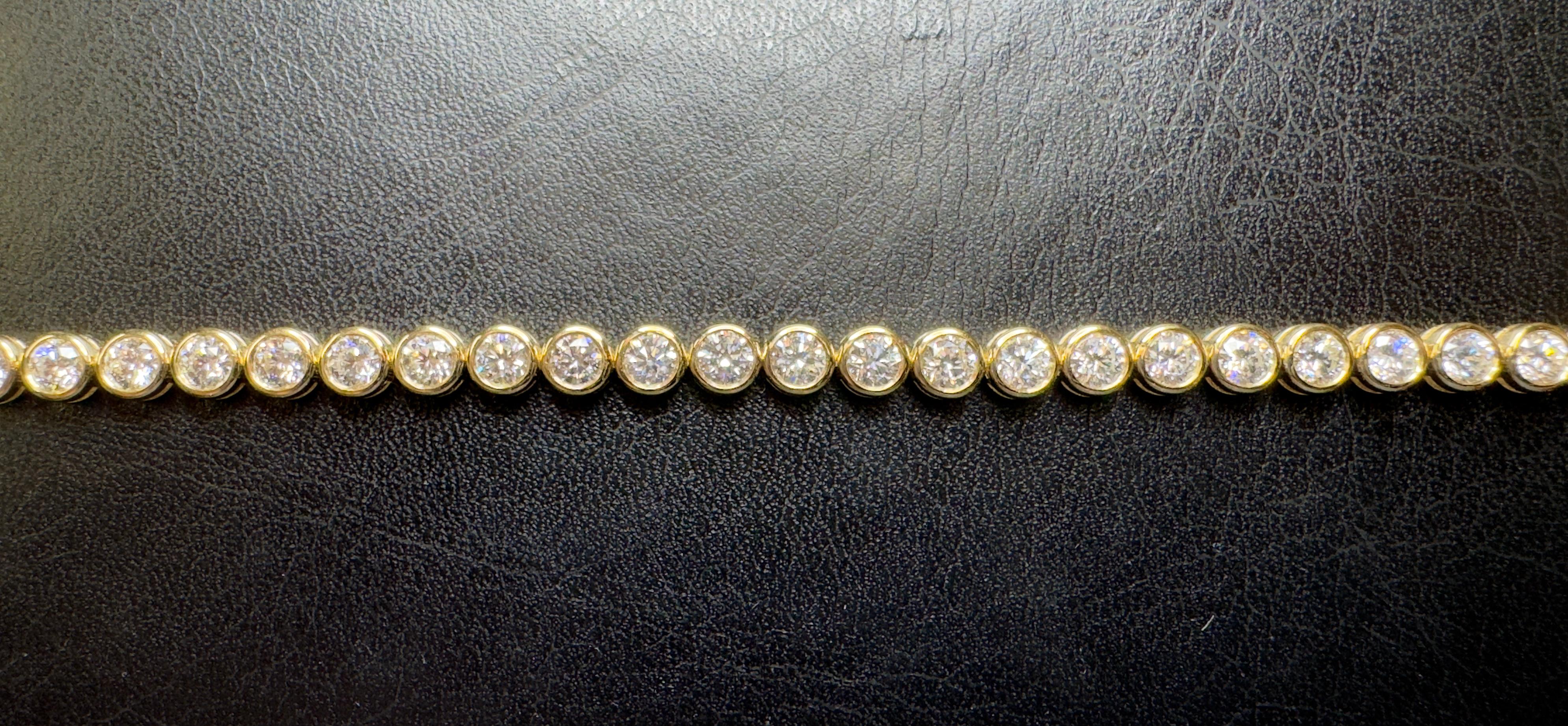 5.40 carat Bezel Set Natural Diamond Tennis Bracelet in 18K Yellow Gold  In New Condition For Sale In New York, NY