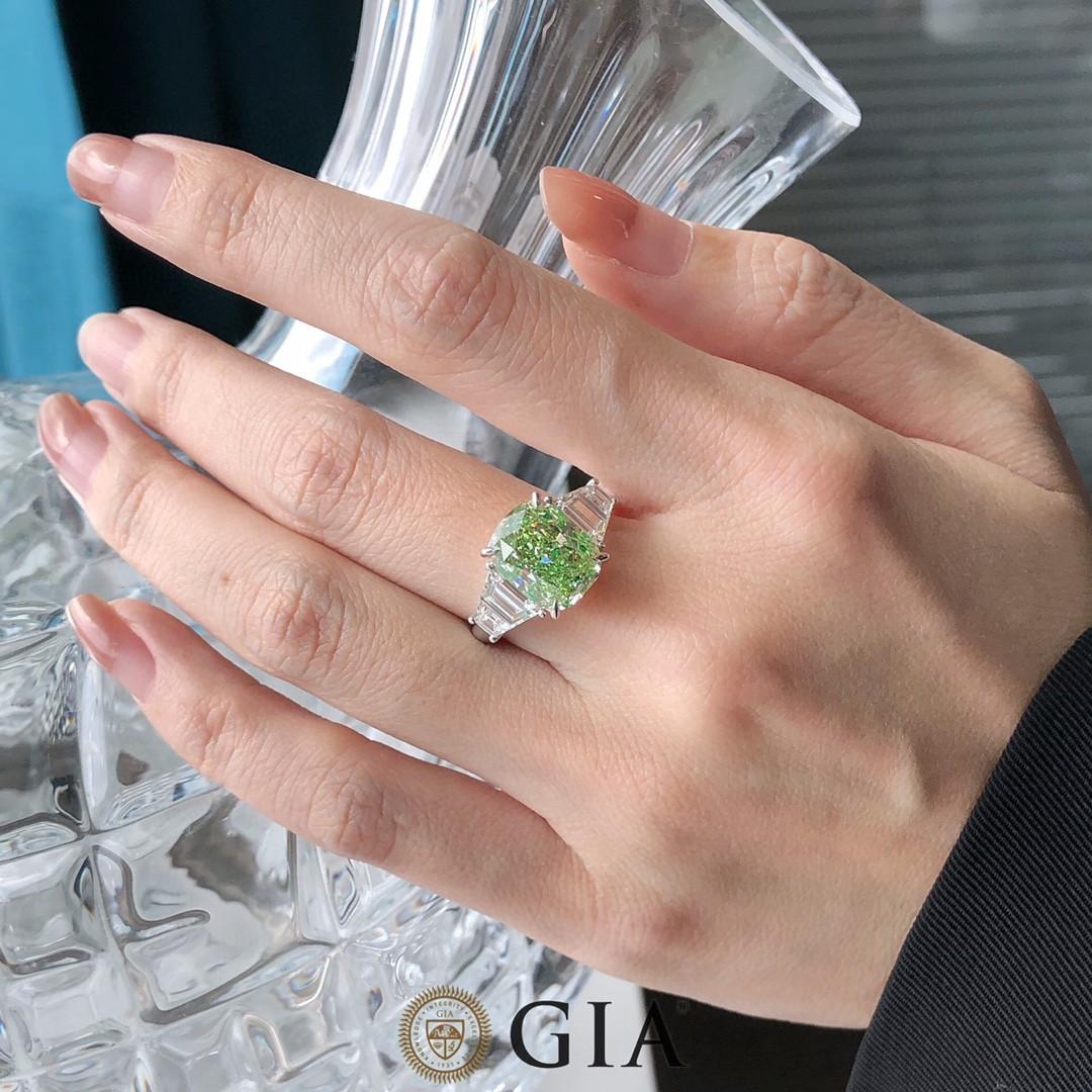 5.15 Carat GIA Certified Cushion Cut Fancy Light Green Diamond Engagement Ring For Sale 1