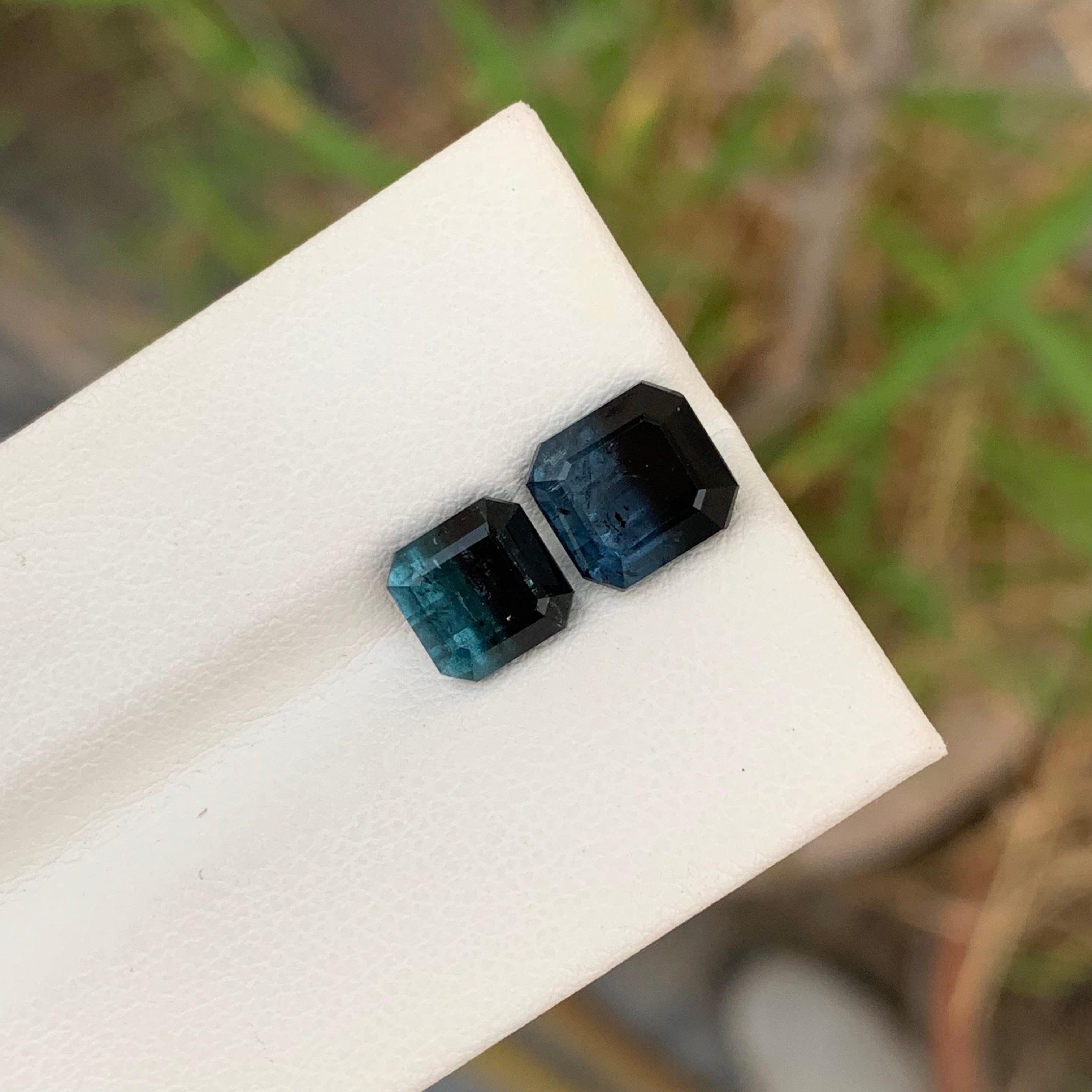 Pièces facettées en tourmaline bicolore 

Poids : 5,15 carats
Dimension : 7,9 x 7,4 x 5,6 Mm Et 
                    6.8 x 6.7 x 5.1 Mm 
Couleur : noir et bleu 
Traitement : Non
Certificat : Sur demande du client
Forme : Émeraude 


La tourmaline