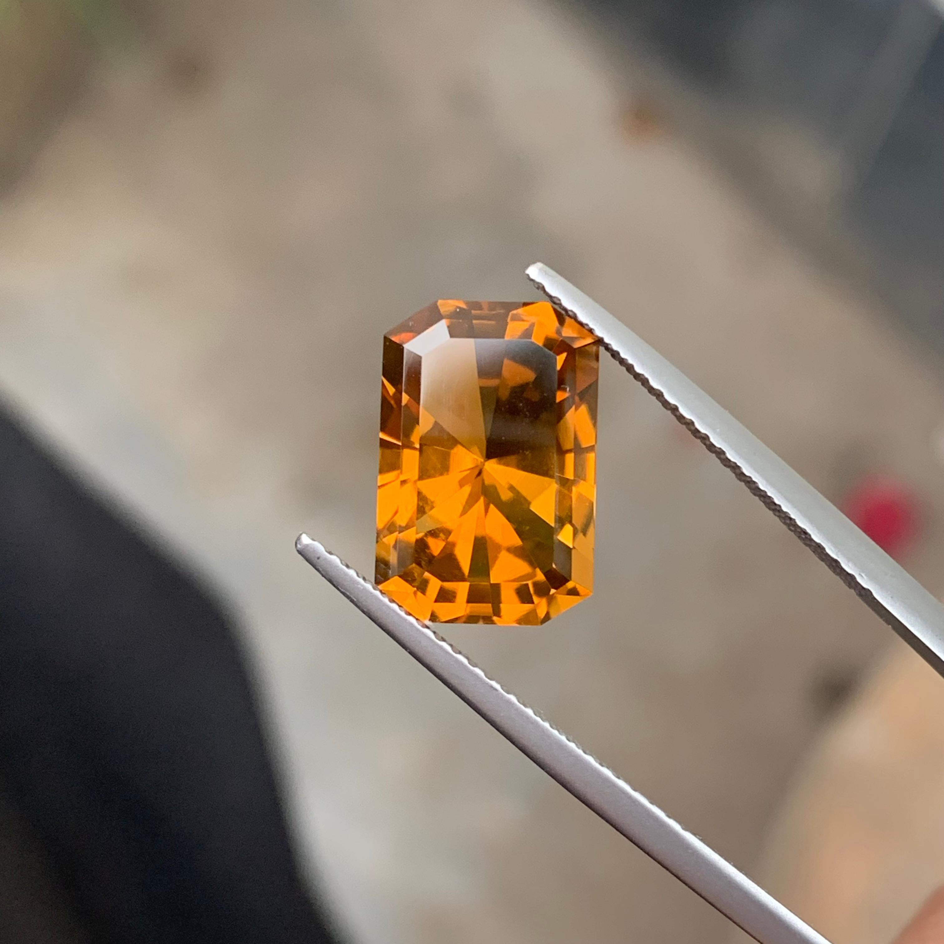 5.15 Carat Natural Loose Fancy Cut Citrine Gemstone November Birthstone  In New Condition For Sale In Peshawar, PK