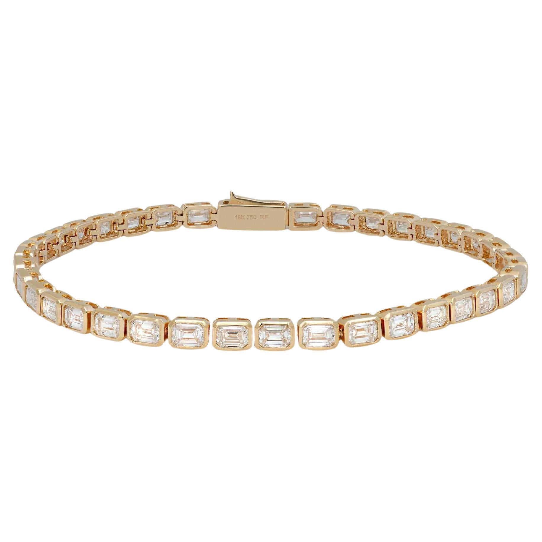 Bracelet tennis en or jaune 18 carats avec diamants taille émeraude de 5,16 carats, lunette est-ouest