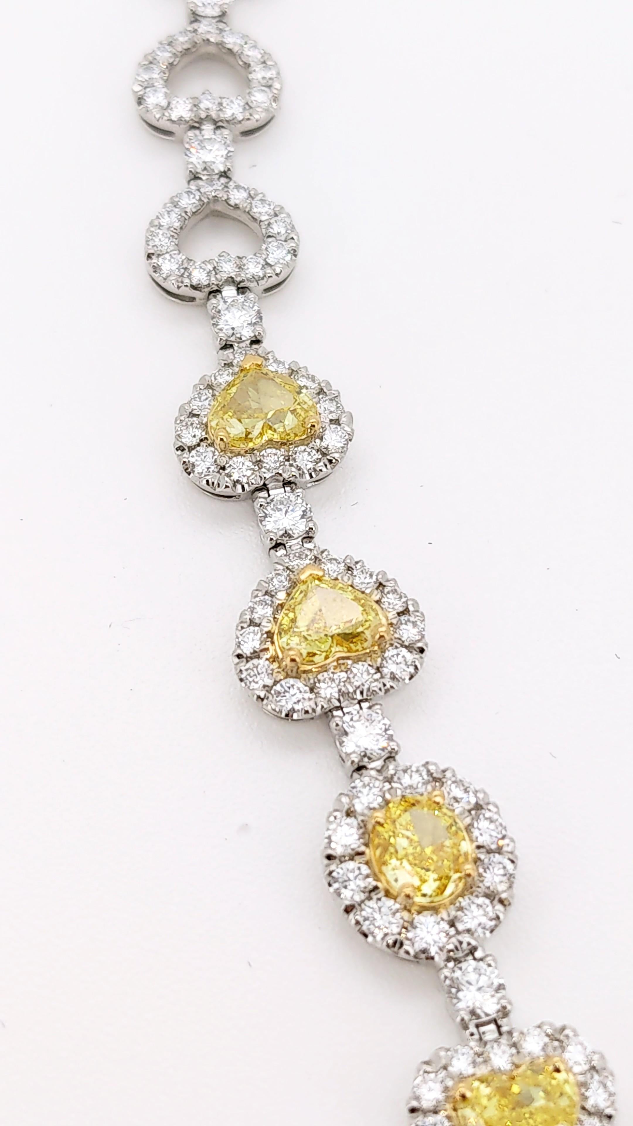 Donna Bracciale con 5,16 carati di diamanti naturali bianchi e gialli in oro 18k e platino in vendita