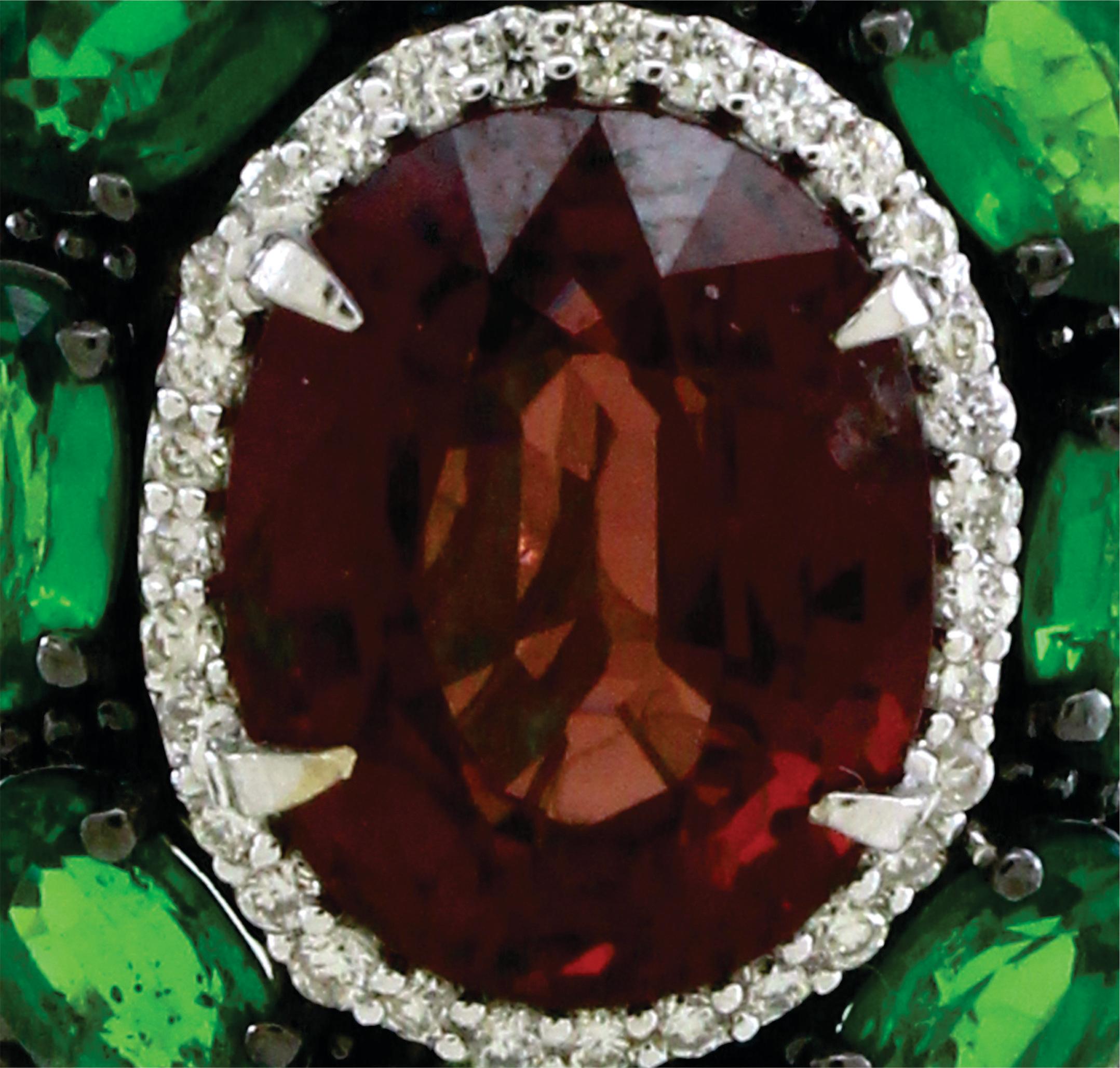 Modern 5.16 cts of Tsavorite and Spinel and 0.5 cts of Diamond Ring For Sale
