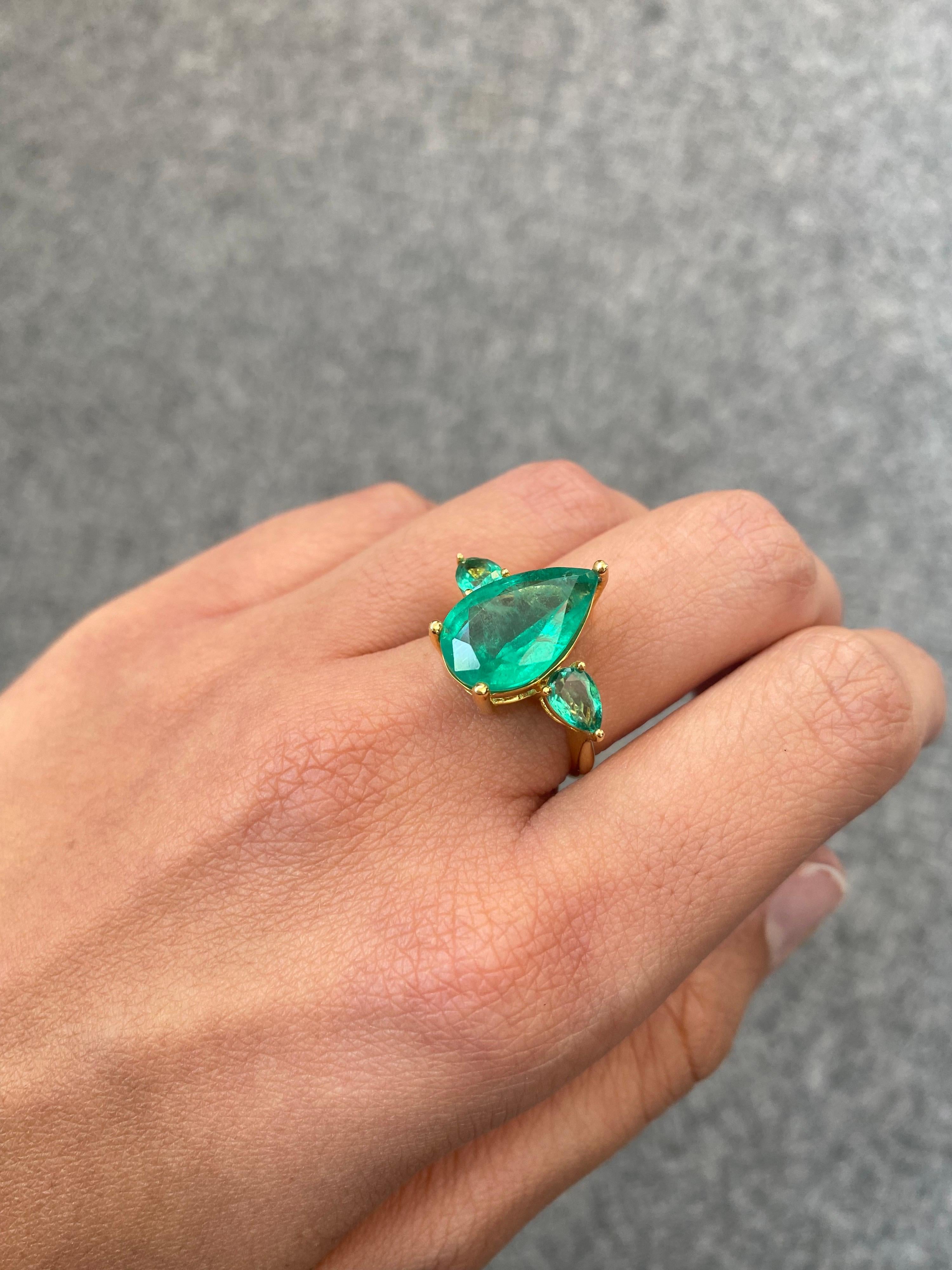 chupi emerald ring