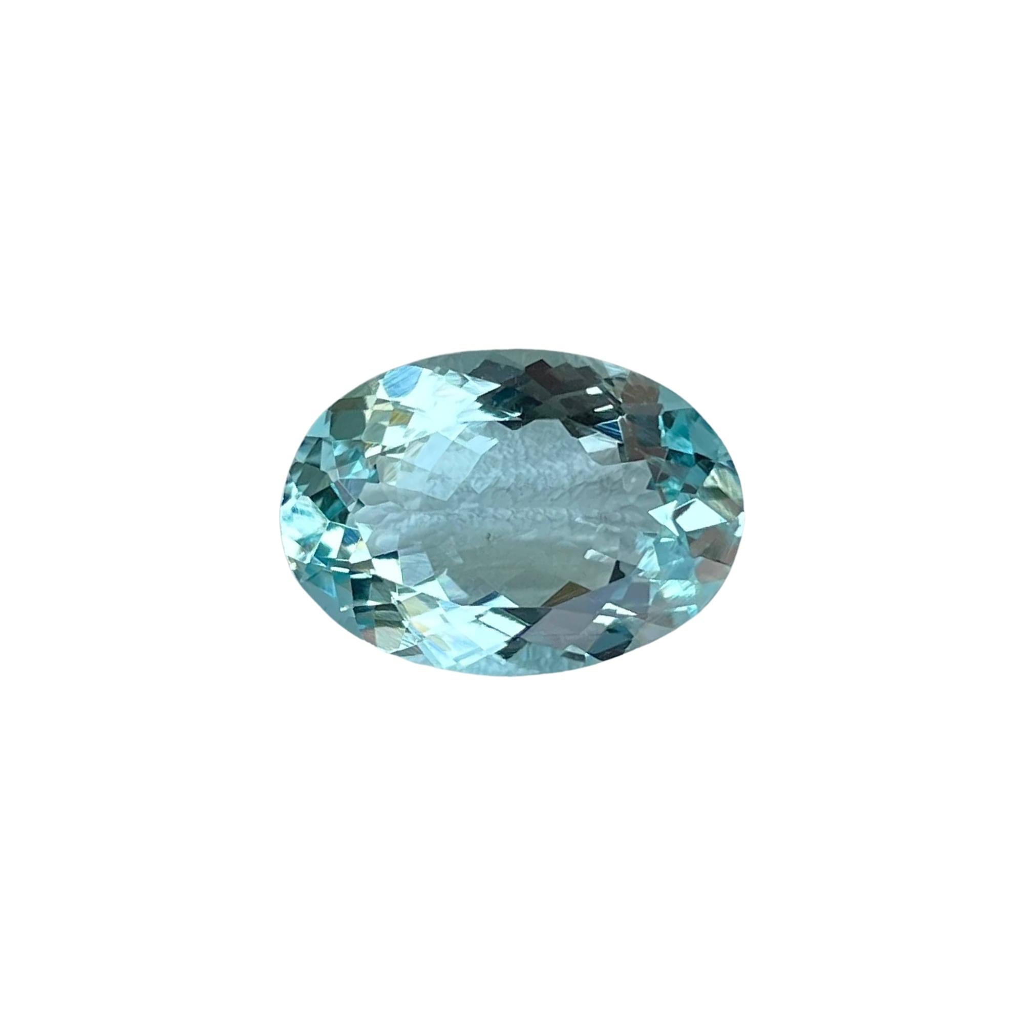 5.17 carats Blue Aquamarine Stone Oval Cut Natural African Gemstone For Sale 4