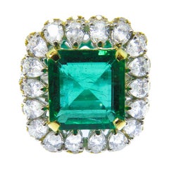 18 Karat Yellow White Gold 5.18 Carat Emerald and Pear Shape Diamond ClusterRing