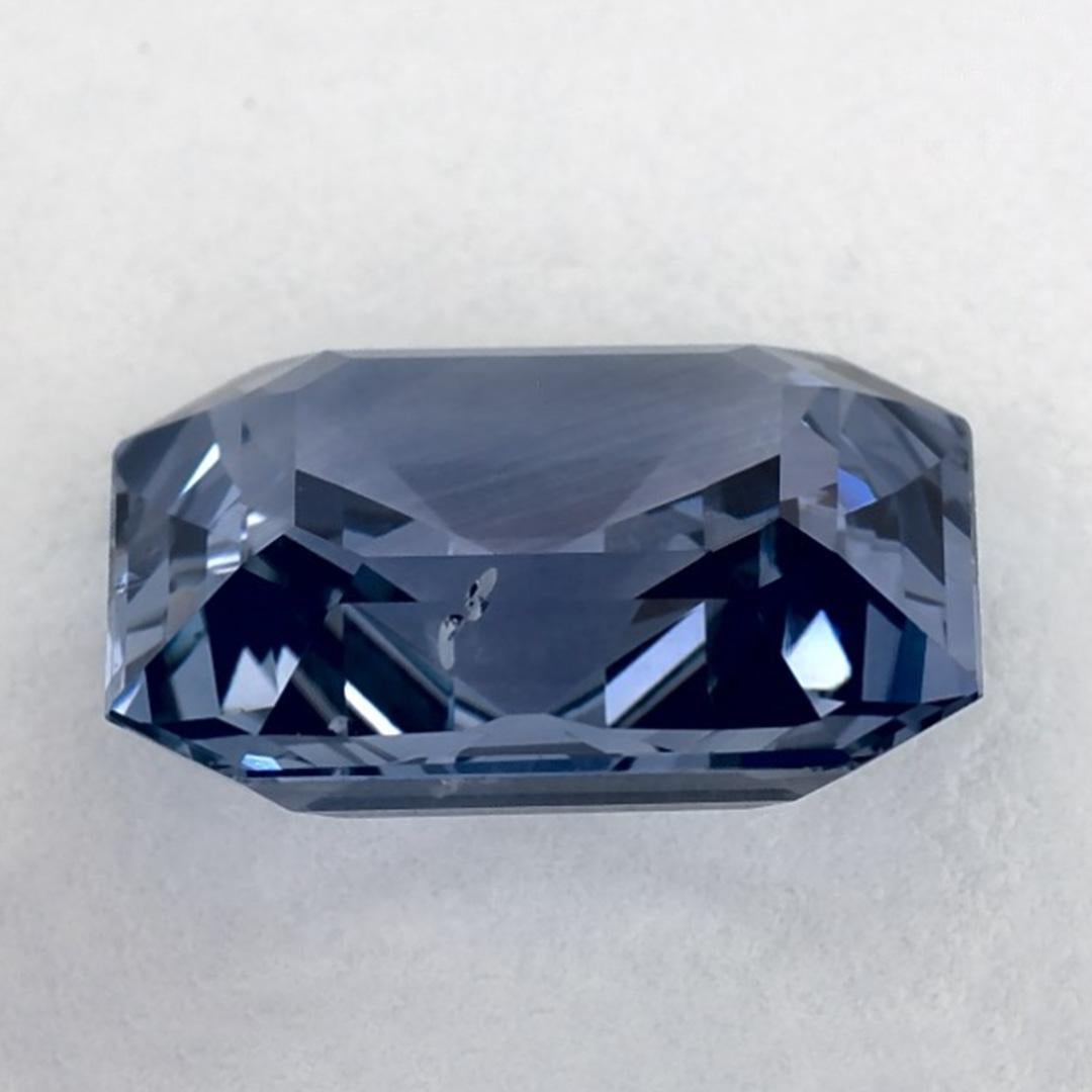 Women's or Men's 5.18 Ct Blue Sapphire Octagon Cut Loose Gemstone For Sale