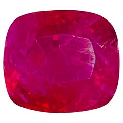 5.18 carati di rubino naturale di Burma Mogok non riscaldato Colore rosso vivo qualità occhi puliti