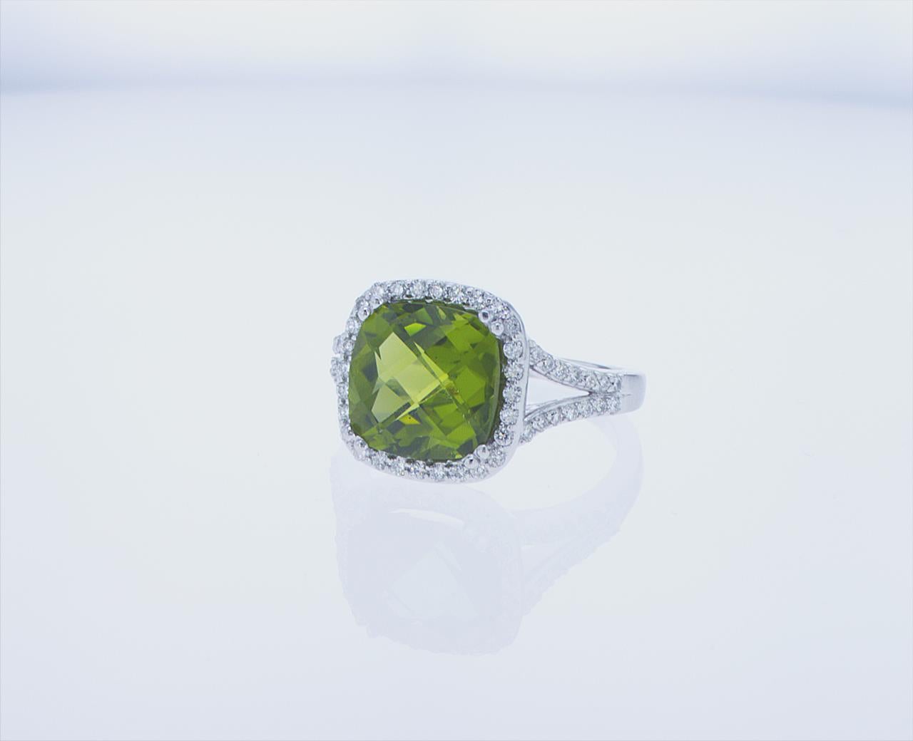 Modern 5.18ct Cushion Shape Peridot Cocktail Ring in 14k White Gold For Sale
