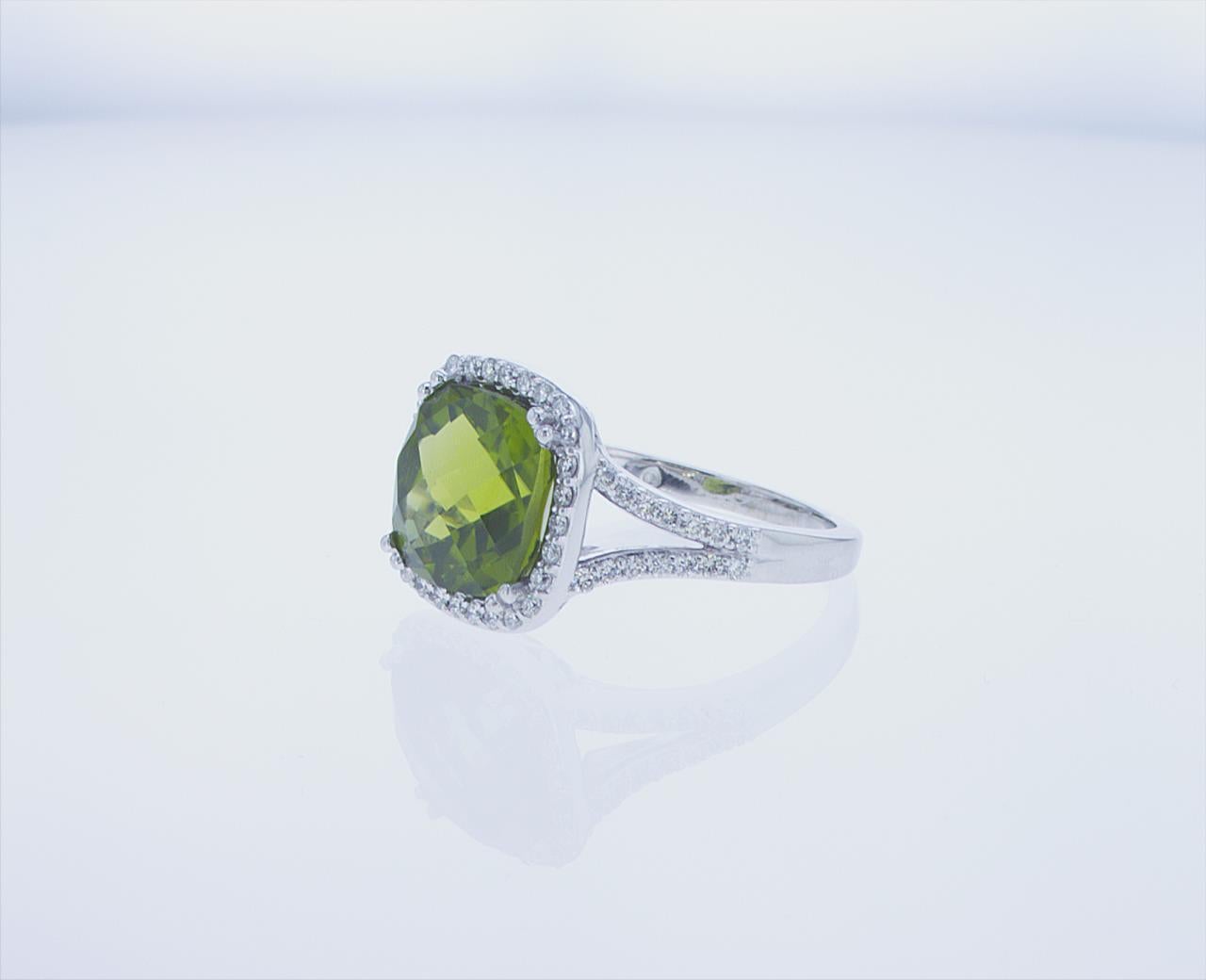 Women's or Men's 5.18ct Cushion Shape Peridot Cocktail Ring in 14k White Gold For Sale