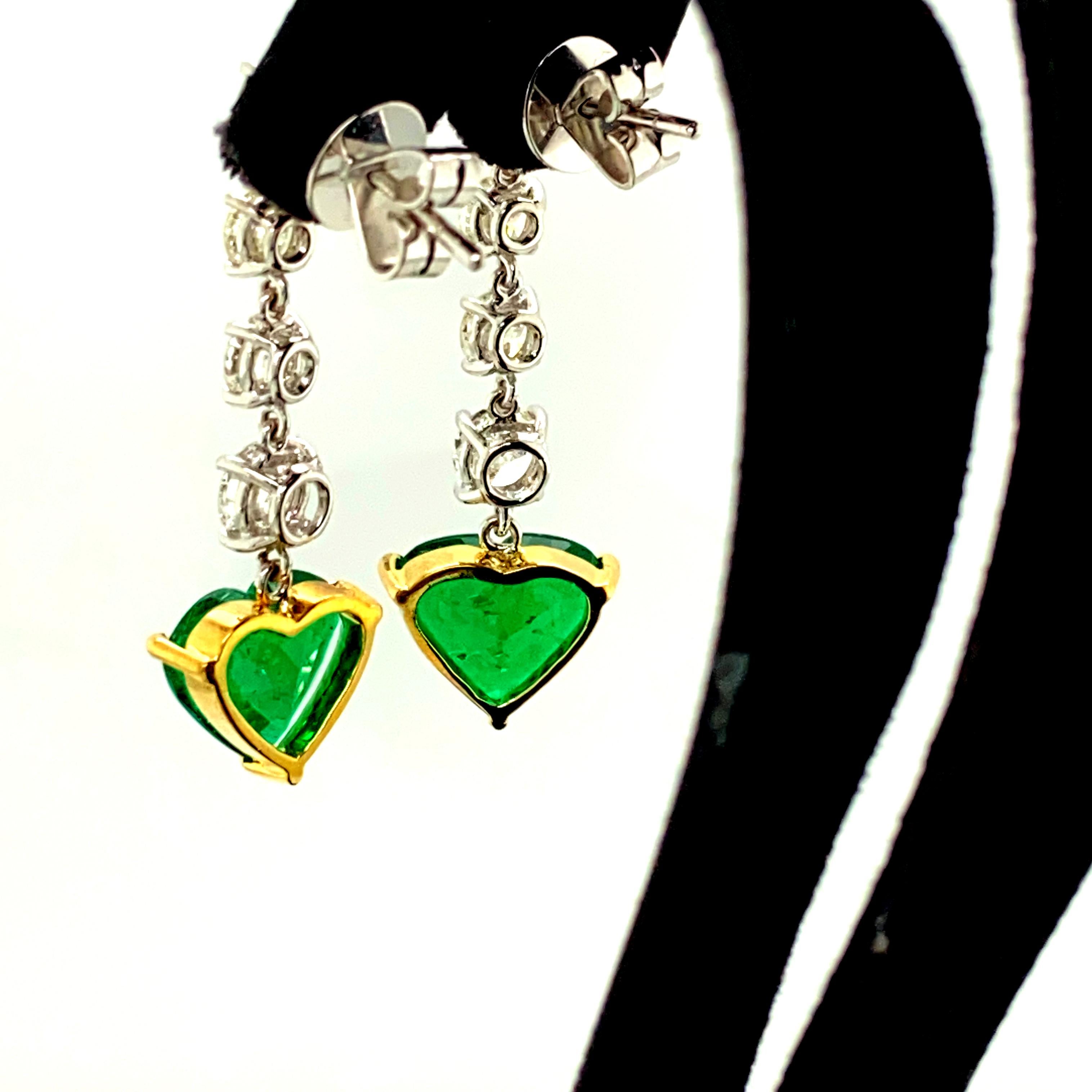 Heart Cut 5.19 Carat GRS Certified Vivid Green No Oil Emerald and Diamond Earrings For Sale