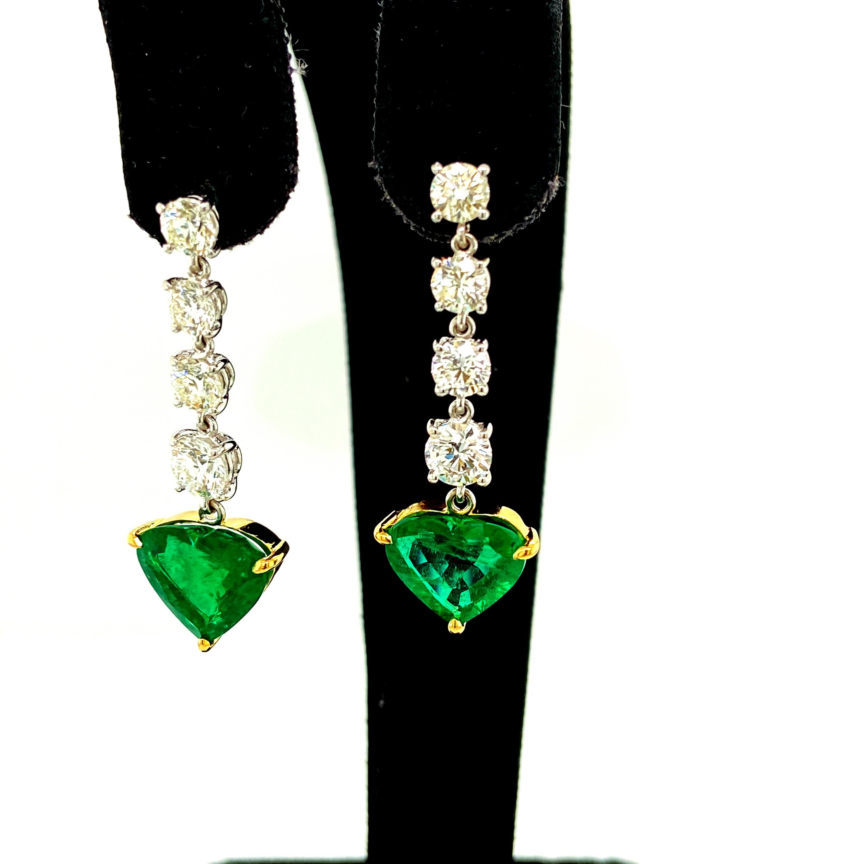 5.19 Carat GRS Certified Vivid Green No Oil Emerald and Diamond Earrings In New Condition For Sale In Hong Kong, HK