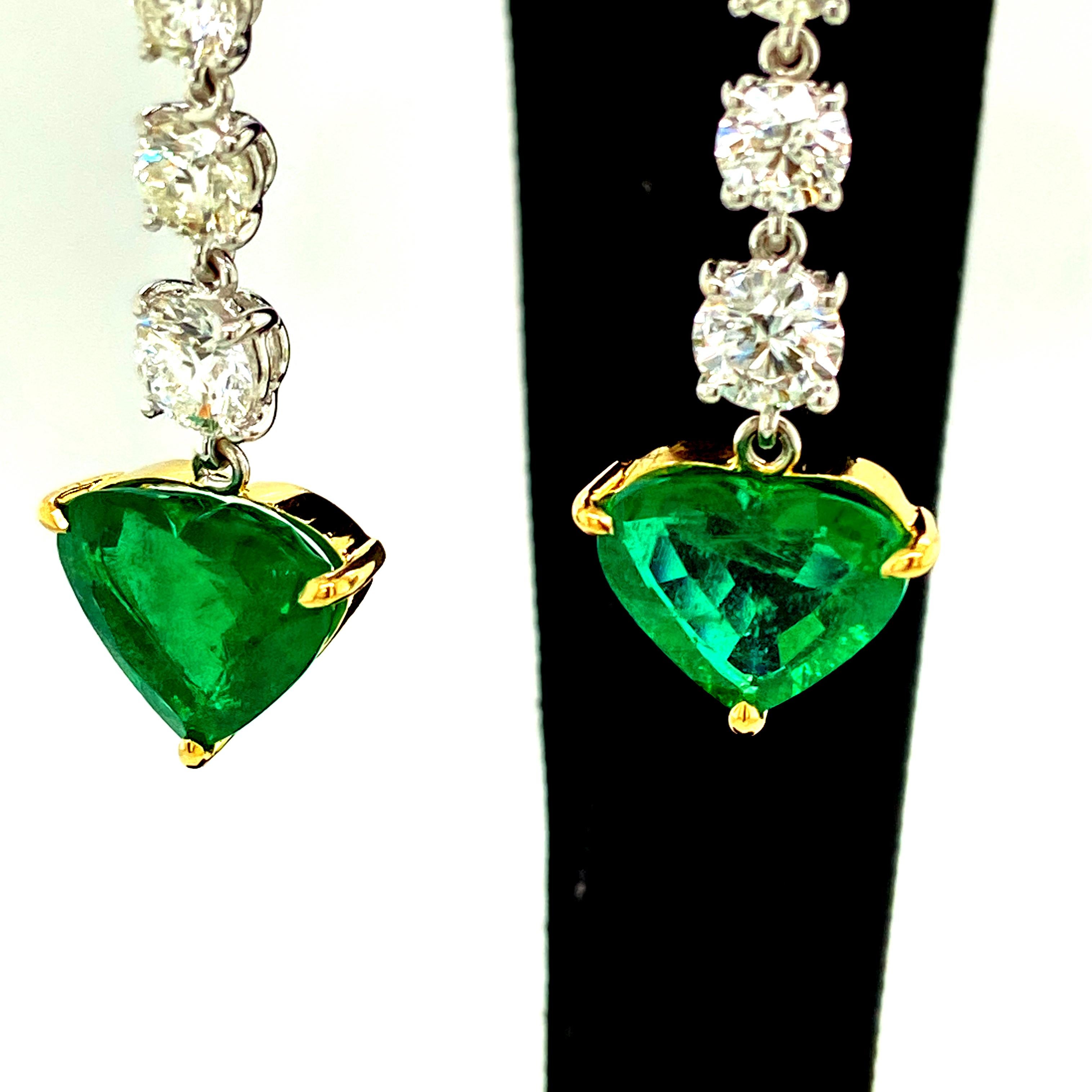 5.19 Carat GRS Certified Vivid Green No Oil Emerald and Diamond Earrings For Sale 1