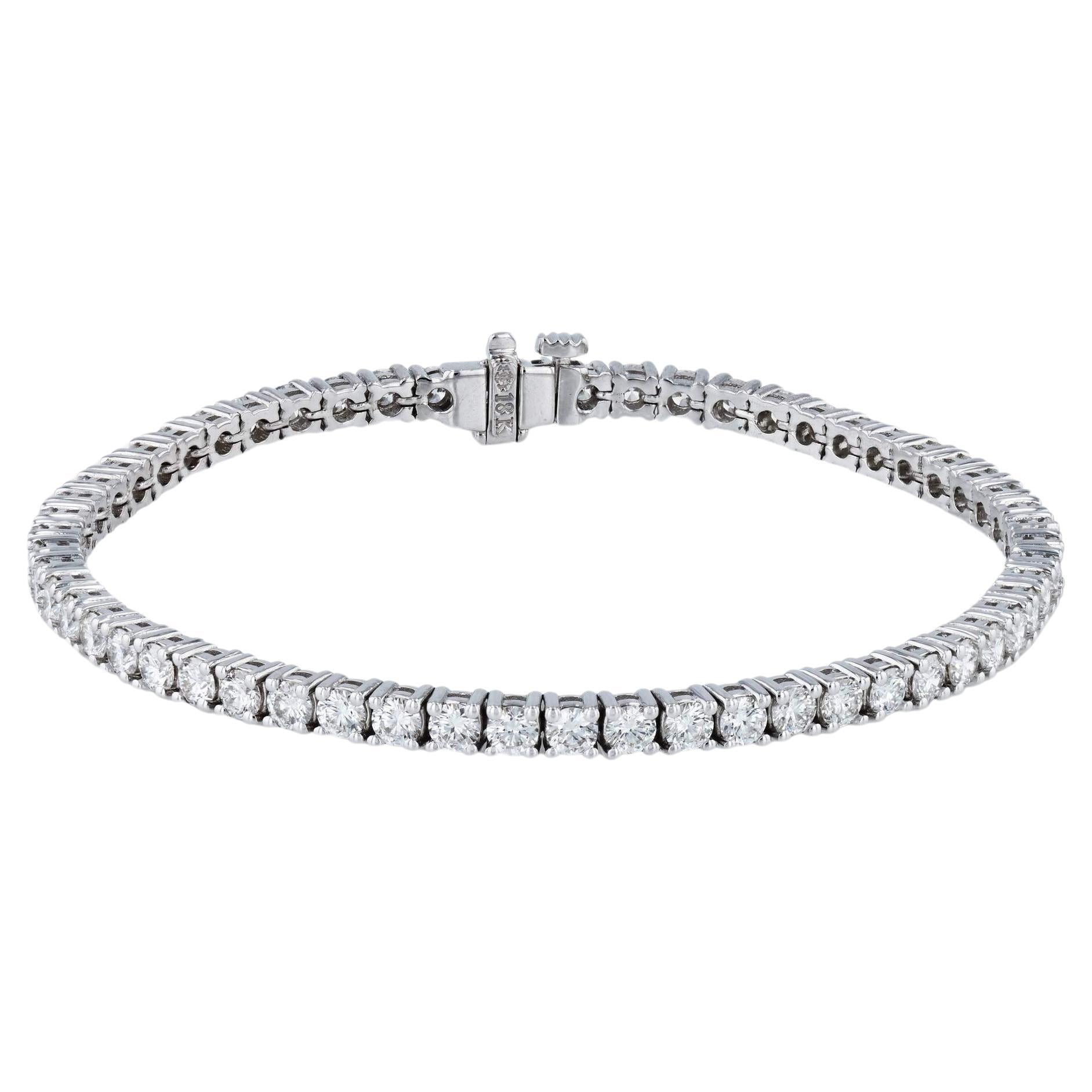 Bracelet tennis en or blanc avec diamants brillants ronds de 5,19 carats en vente
