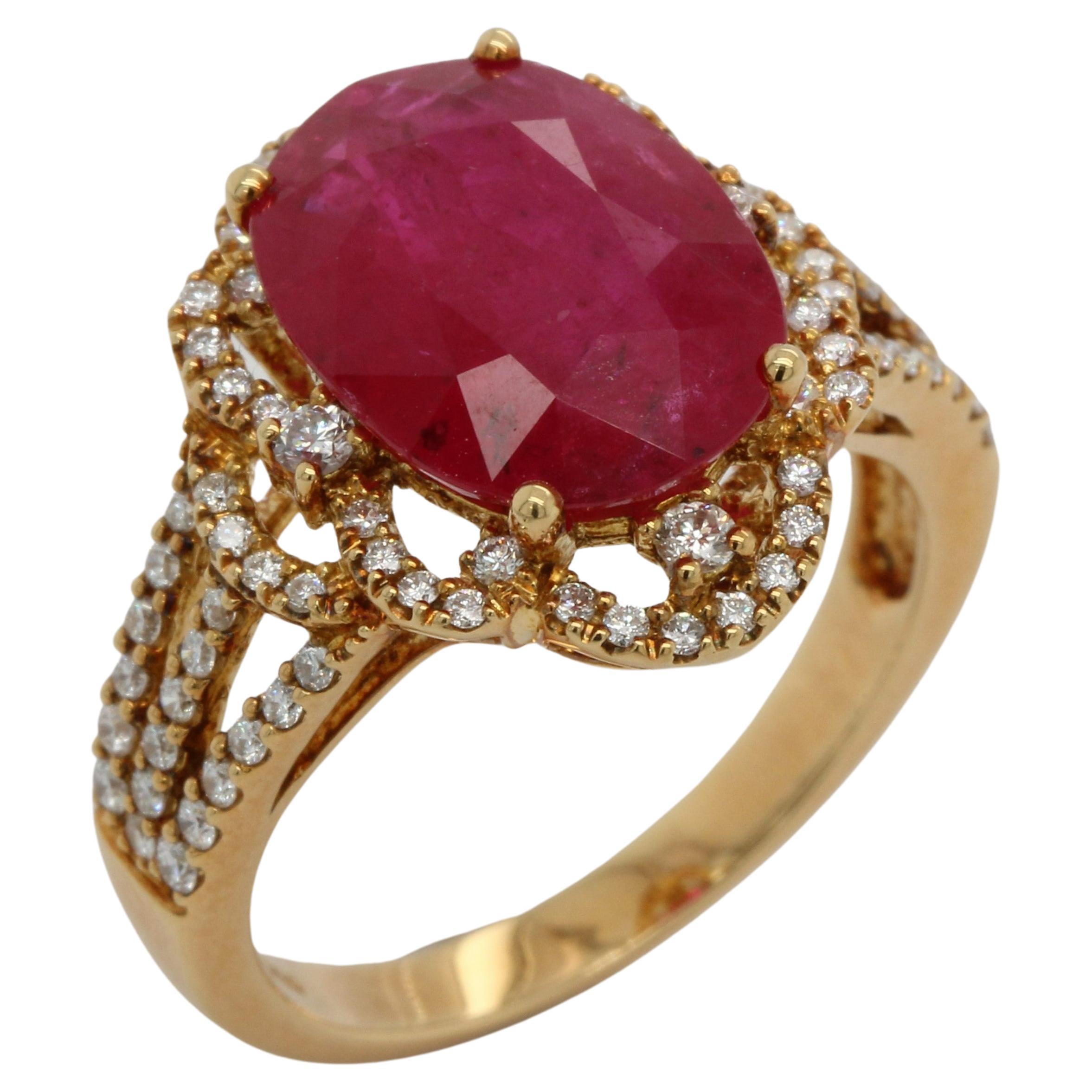 5.19 Carat Ruby And Diamond Ring In 18 Karat Gold For Sale