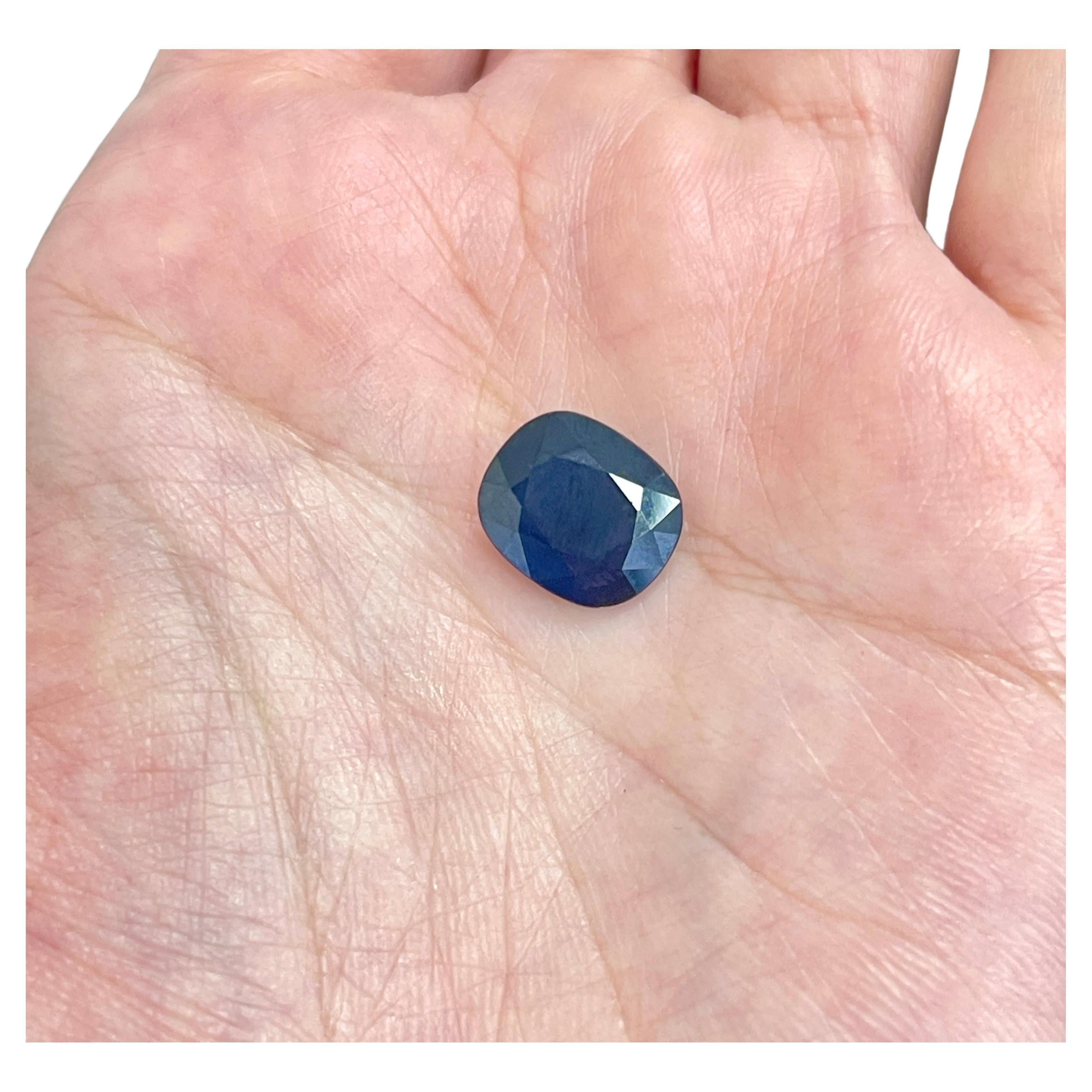 5.19 Carats Natural Heat Vivid Blue Radiant Cut Sapphire
9.8mm x 11.5mm

*Free shipping within the U.S.*