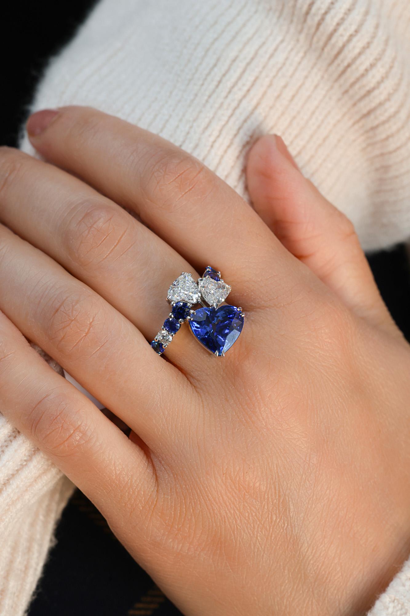 5.19 CT Sapphire Ring (Blue Color) In New Condition For Sale In Los Angeles, CA