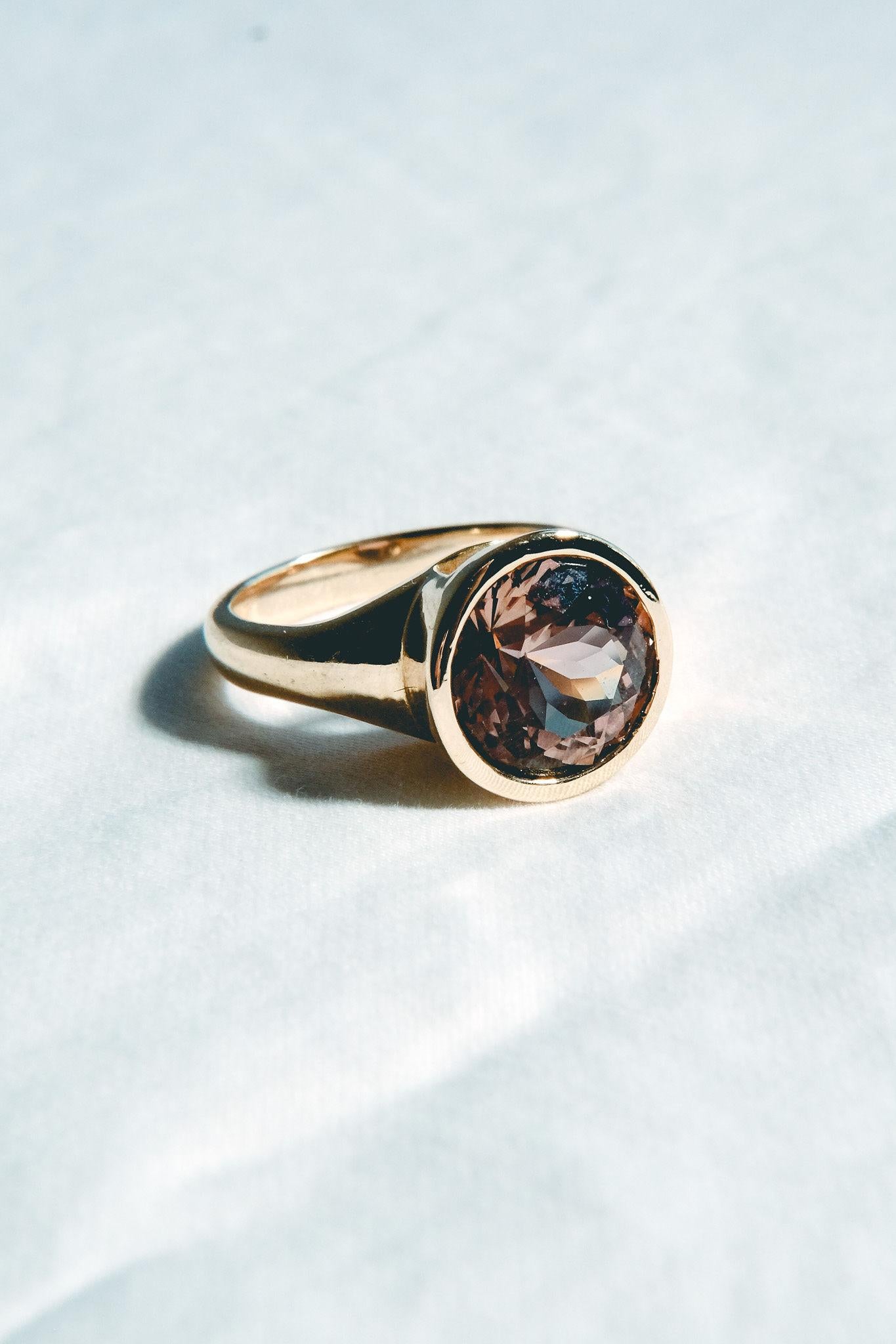 5.1ct Orange Tourmaline Bezel Ring-Round Cut-18KT Yellow Gold-GIA Certified-Rare For Sale 2