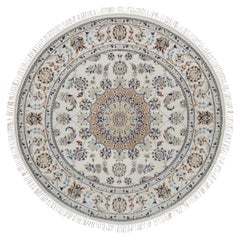 5
1"x5
1" Ivory Nain Flower Medallion Design Hand Knotted Wool 
Silk Round Rug
