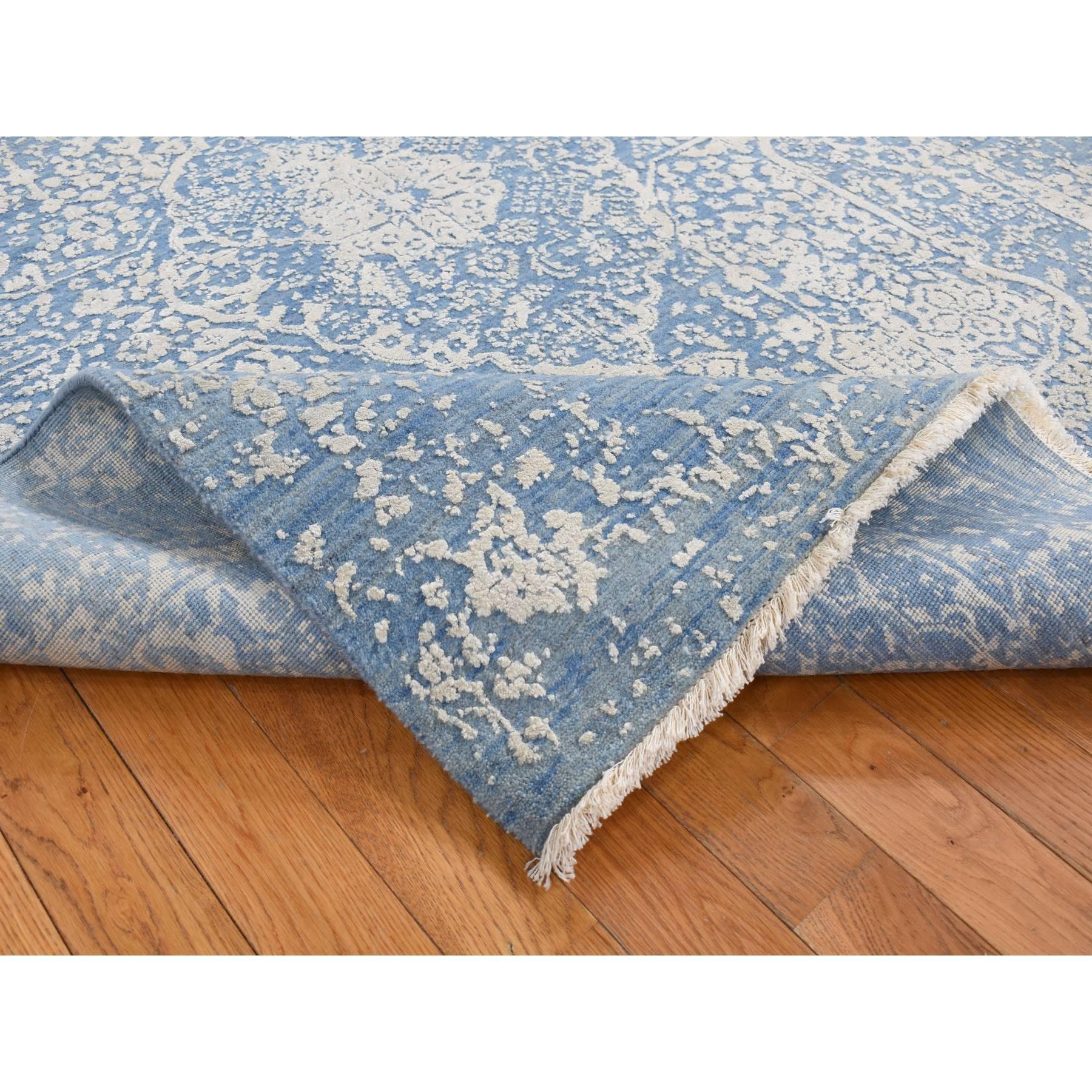 Alfombra de lana y seda pura, azul, anudada a mano, con diseño persa roto Medieval en venta
