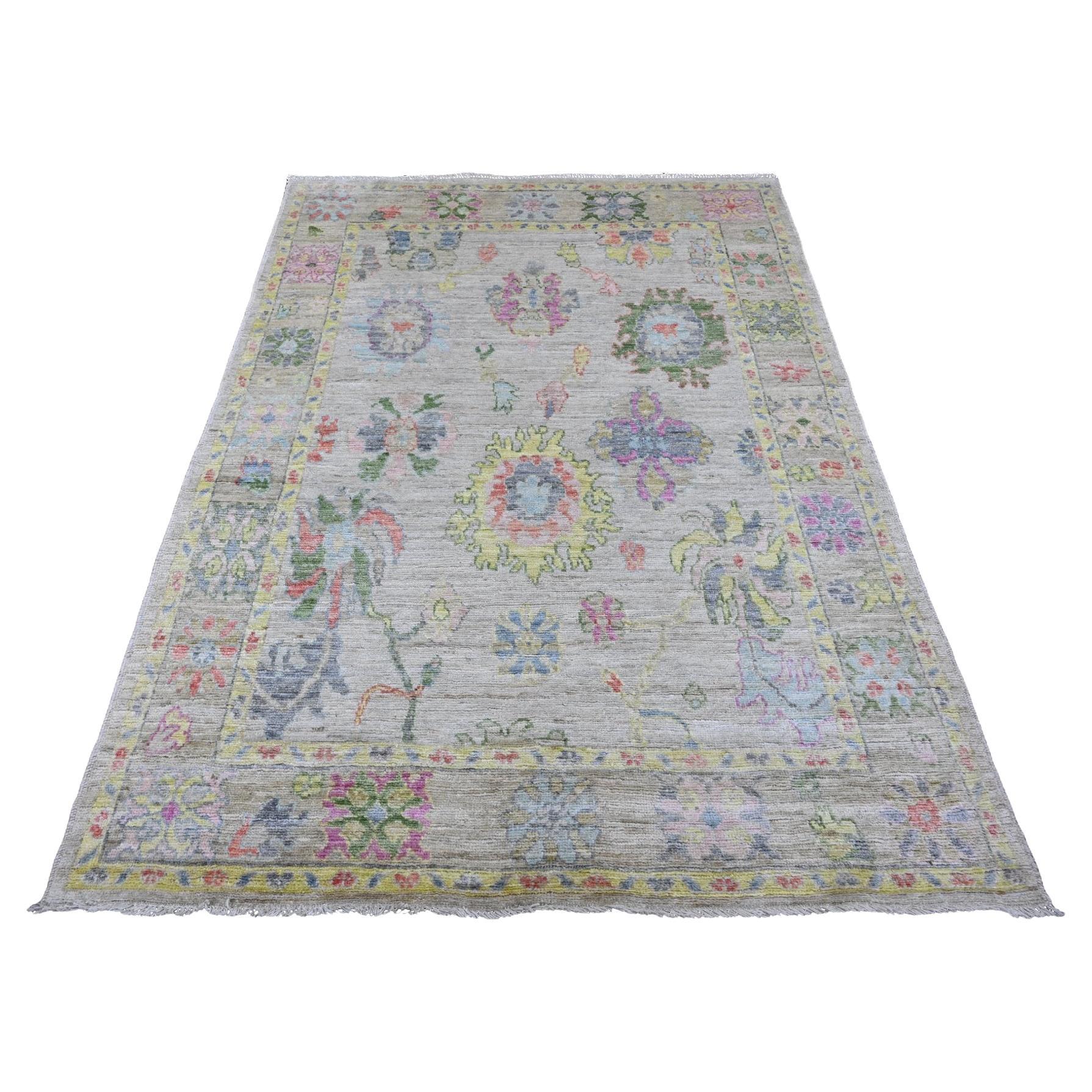 5'1"x7' White Hand Knotted Afghan Angora Oushak Leaf Design Pure Wool Rug For Sale