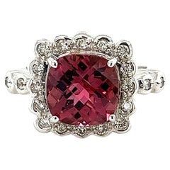 Retro 5.2 Carat Cushion Checkerboard Tourmaline & Diamond Ribbed Ring in 18Kt Gold