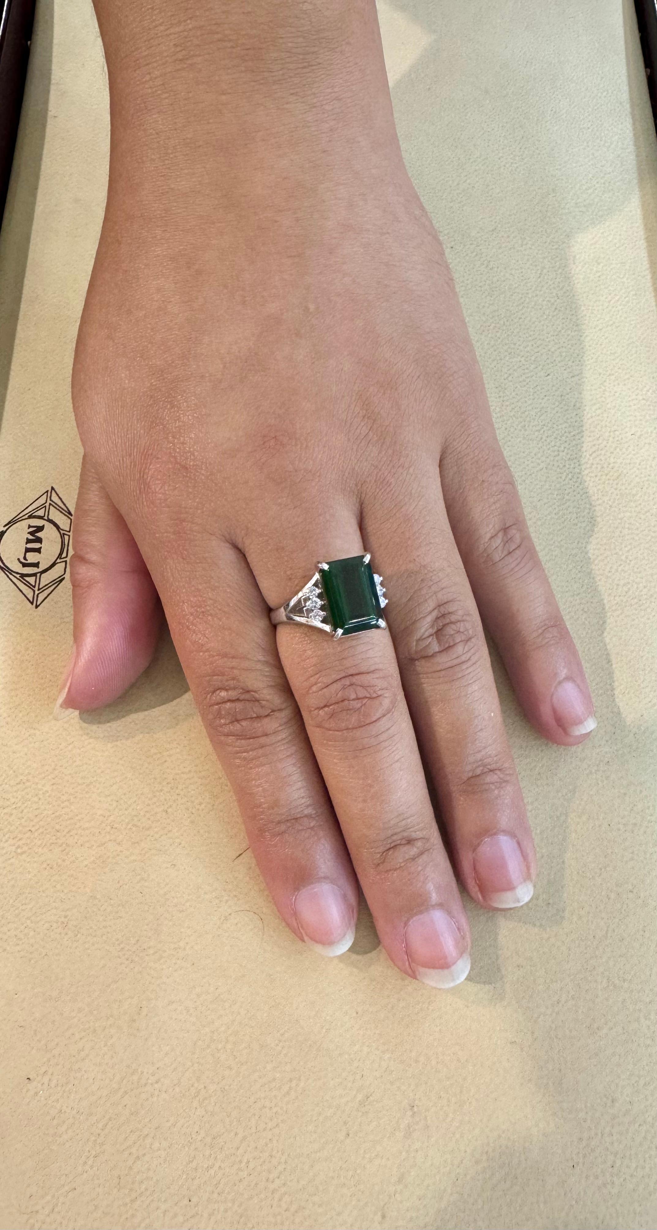 5.2 Carat Green Tourmaline & .15 Carat Diamond Cocktail Ring 14 Karat White Gold For Sale 8