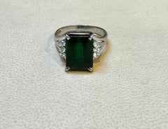 Anillo de cóctel de turmalina verde de 5,2 quilates y diamante de 0,15 quilates Oro blanco de 14 quilates