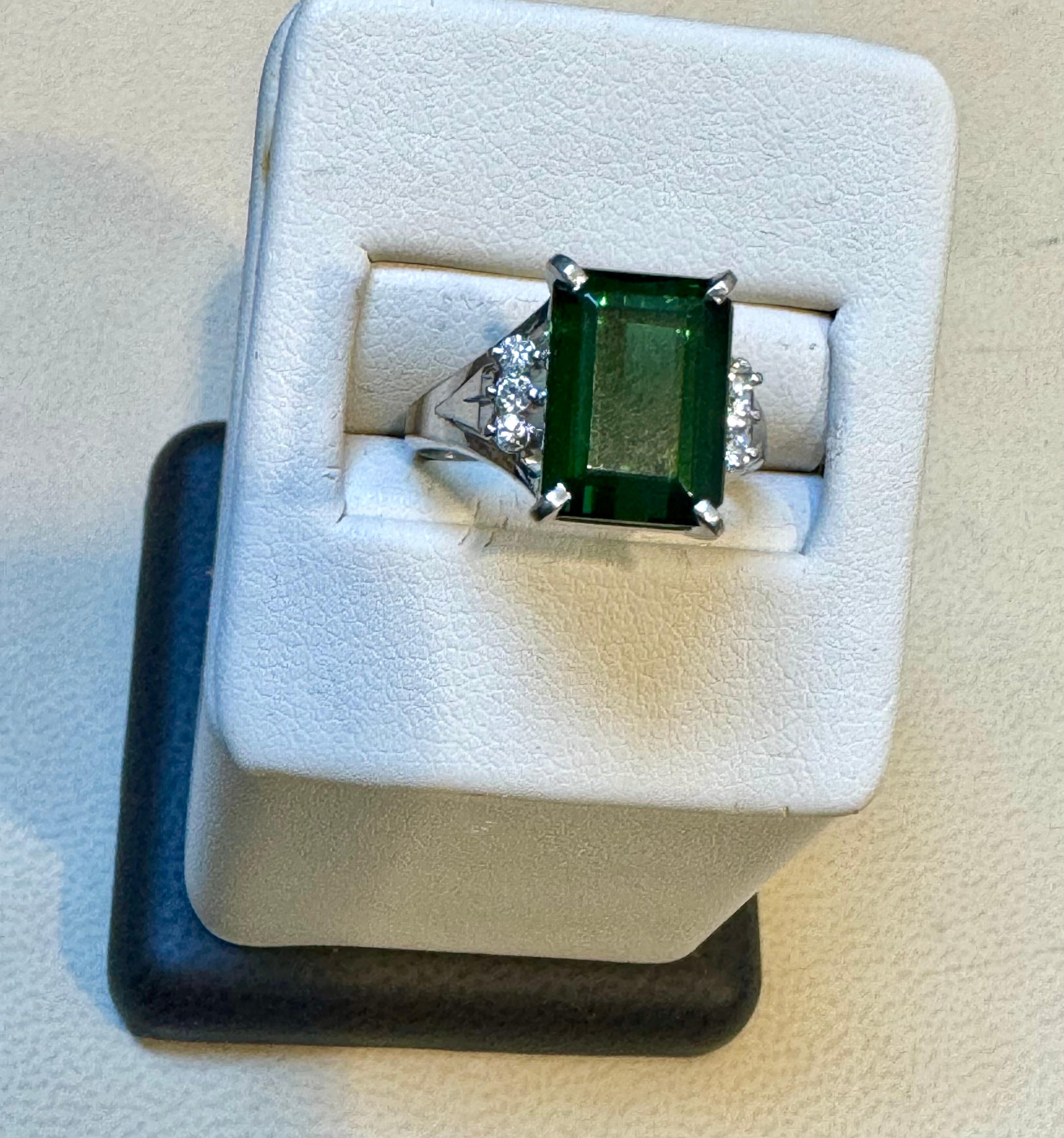 5.2 Carat Green Tourmaline & .15 Carat Diamond Cocktail Ring 14 Karat White Gold For Sale 3