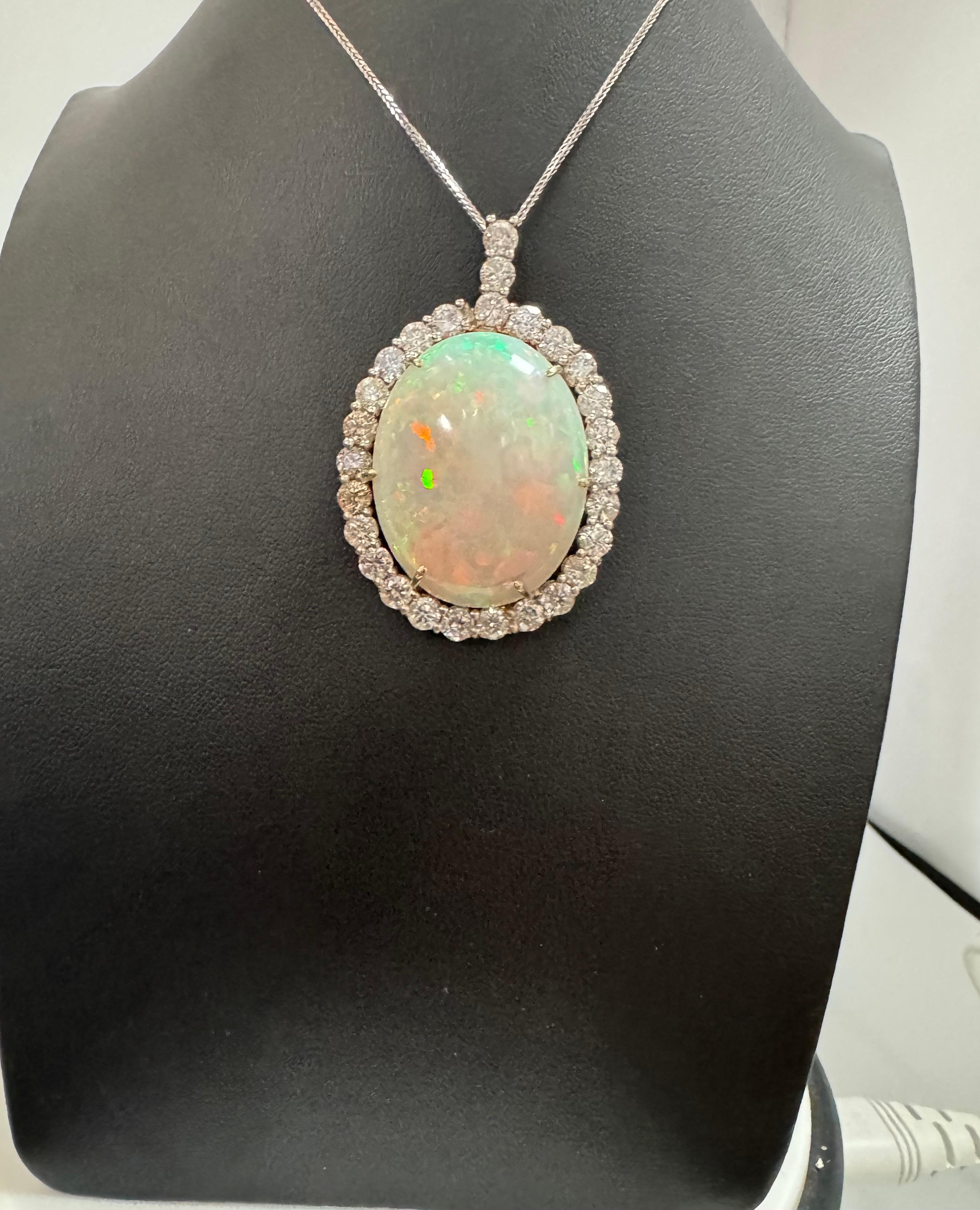 52 Karat Ovaler äthiopischer Opal & Diamant-Anhänger 14 Karat Weißgold Halskette im Angebot 6