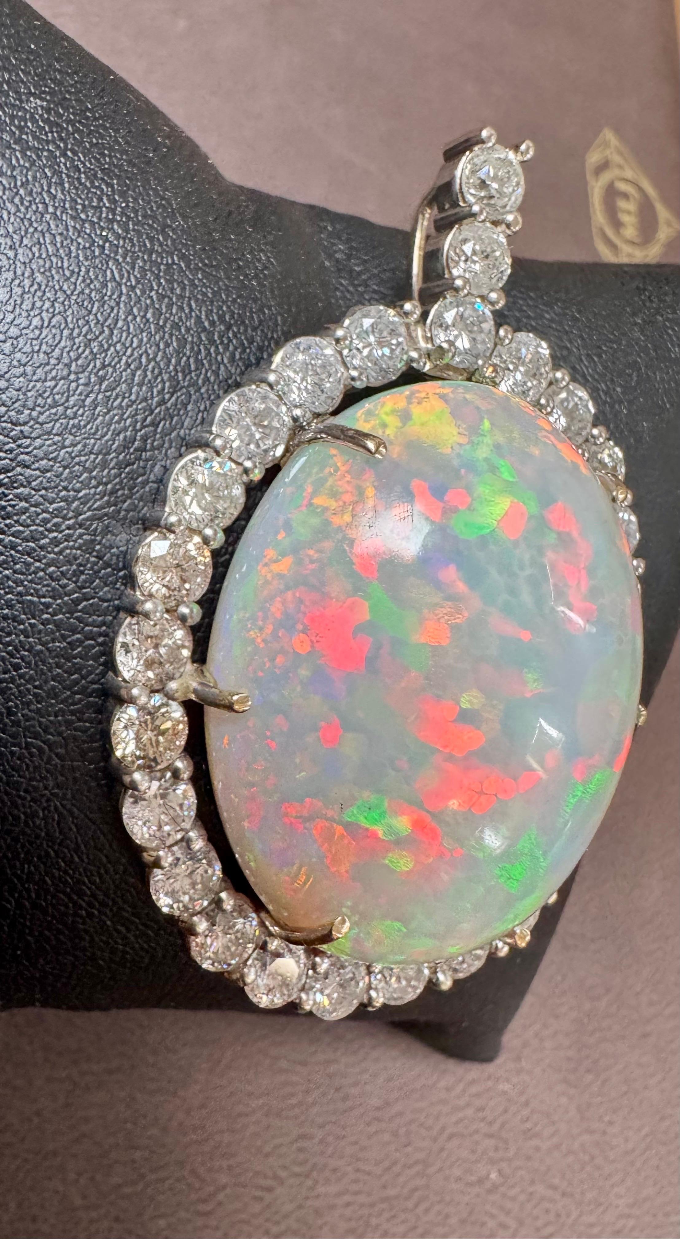 52 Karat Ovaler äthiopischer Opal & Diamant-Anhänger 14 Karat Weißgold Halskette im Angebot 11