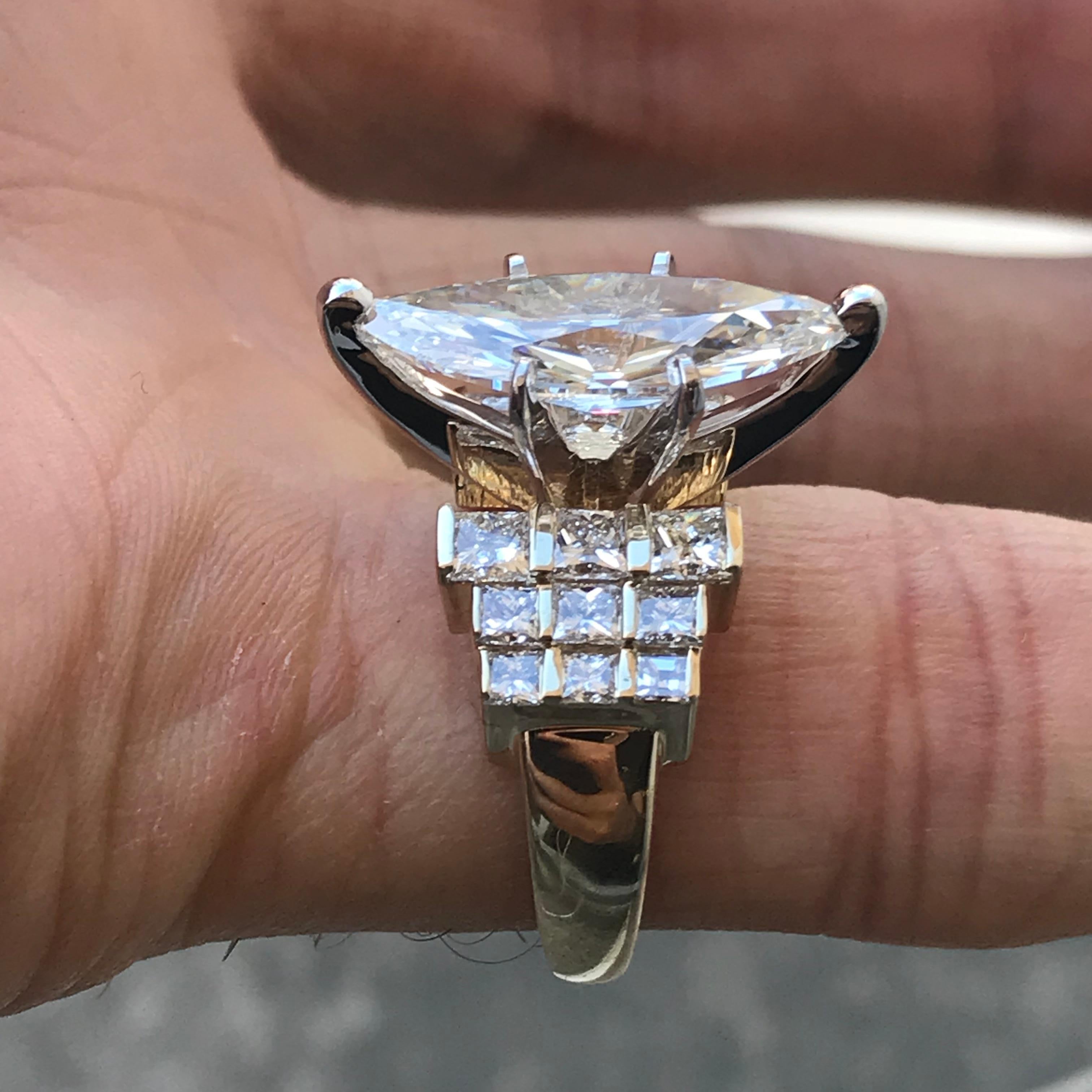 Modern 5.2 Carat TW Marquise Diamond Engagement Ring 14 Karat Y For Sale