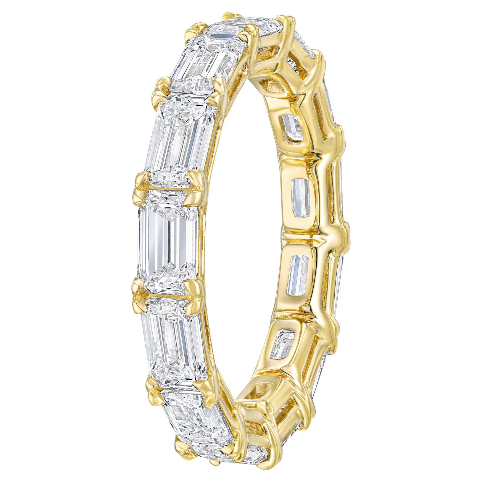 GIA Certified 5.20Ct Corte Esmeralda 18K Amarillo Alianza de Boda Eterna Este-Oeste