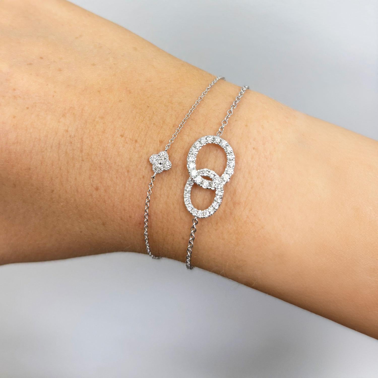 .52 CTW Diamante Blanco Entrelazado Pulsera Infinita en Oro Blanco de 14k - 7 Pulgadas Corte redondo en venta
