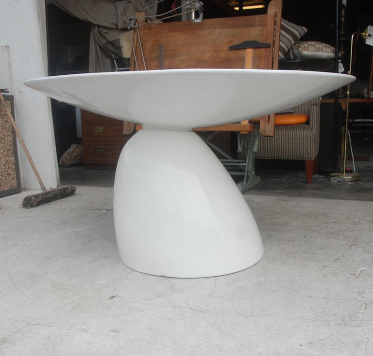 As described by the designer Eero Aarnio:
“Fibreglass is an excellent material. It allows for a such a free and expressive design. There are only a few materials as long-lasting and easy to care for, to meet the needs of a table surface. The