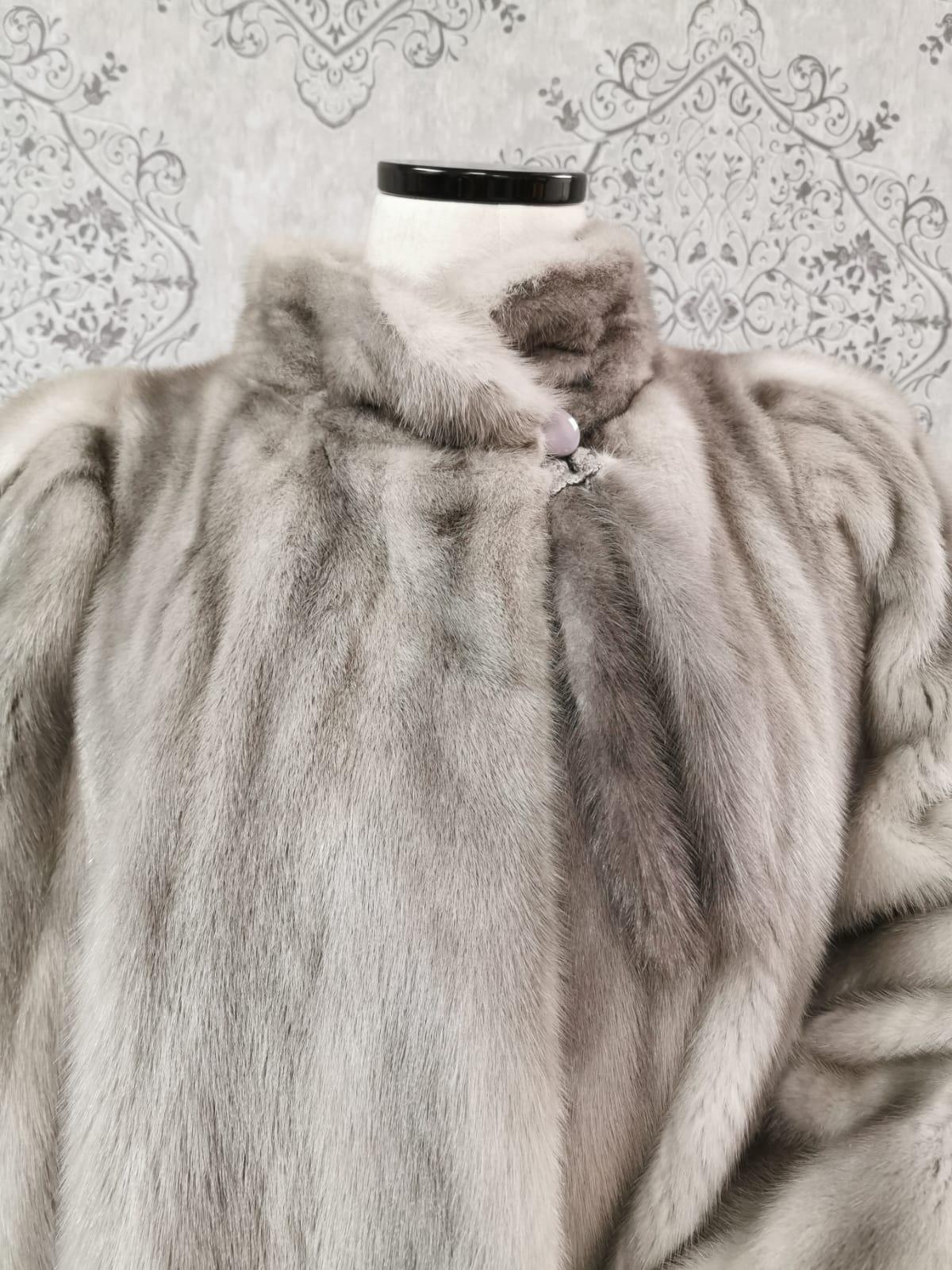 Gray Sapphire Mink Fur Coat size 12 For Sale
